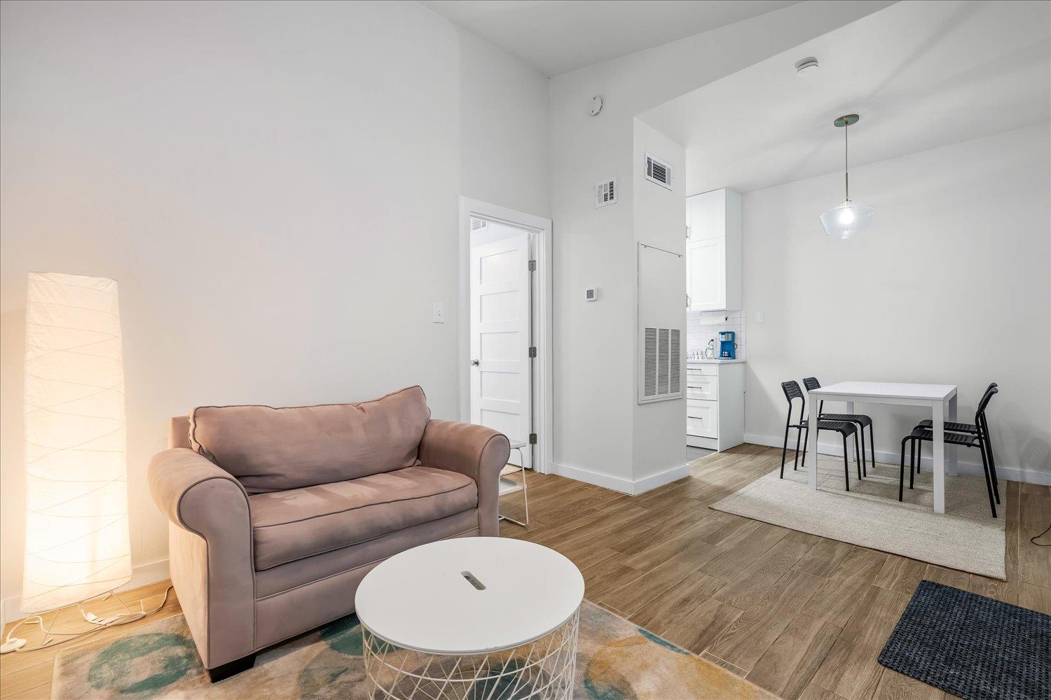 3316 Guadalupe St # 310, Austin, TX 78705