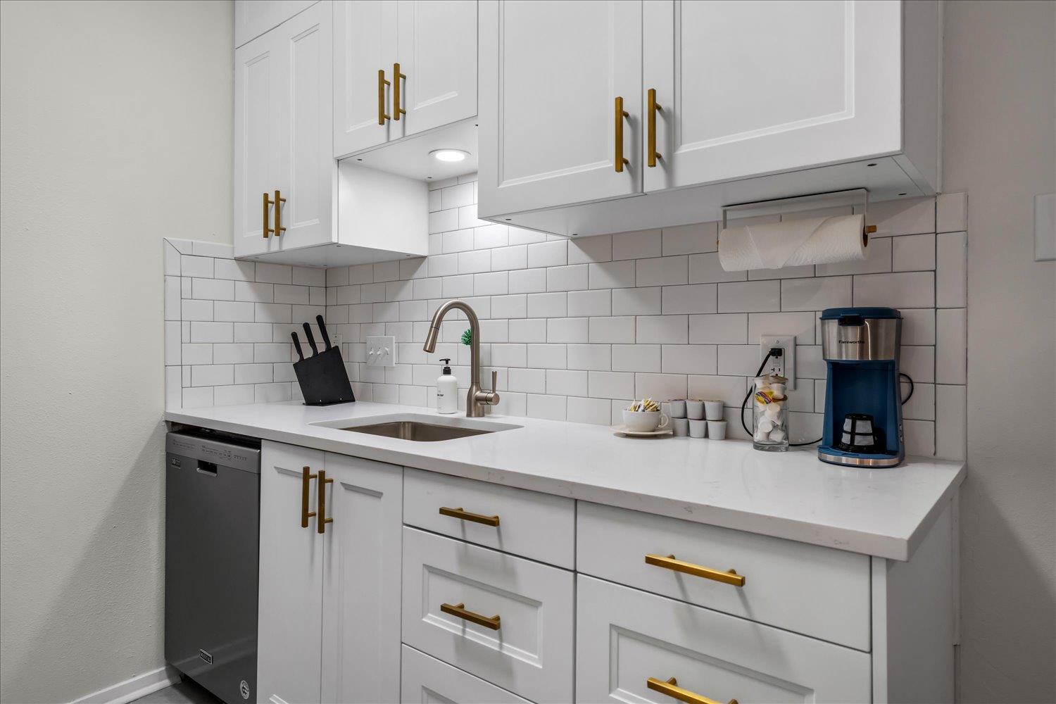 3316 Guadalupe St # 310, Austin, TX 78705