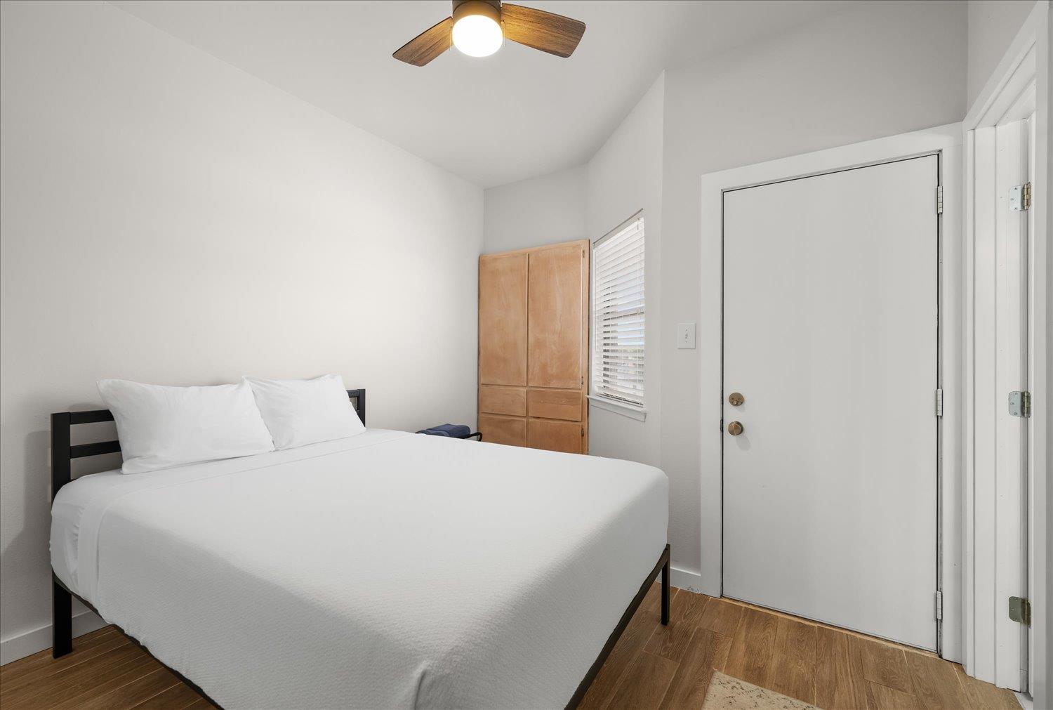 3316 Guadalupe St # 310, Austin, TX 78705