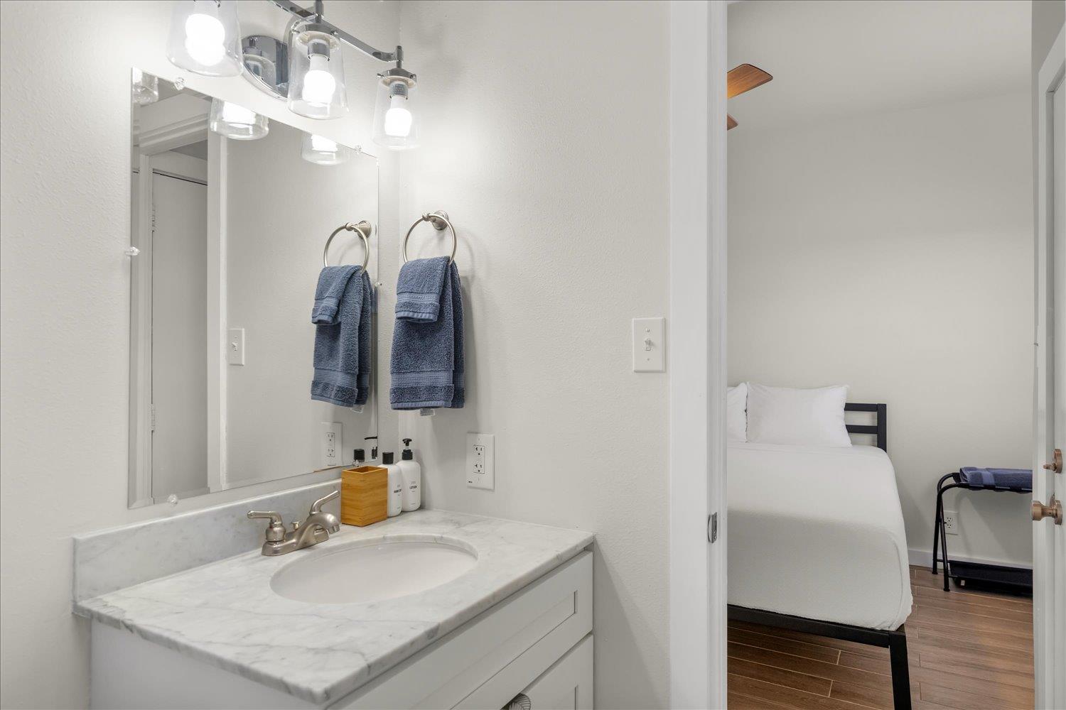 3316 Guadalupe St # 310, Austin, TX 78705