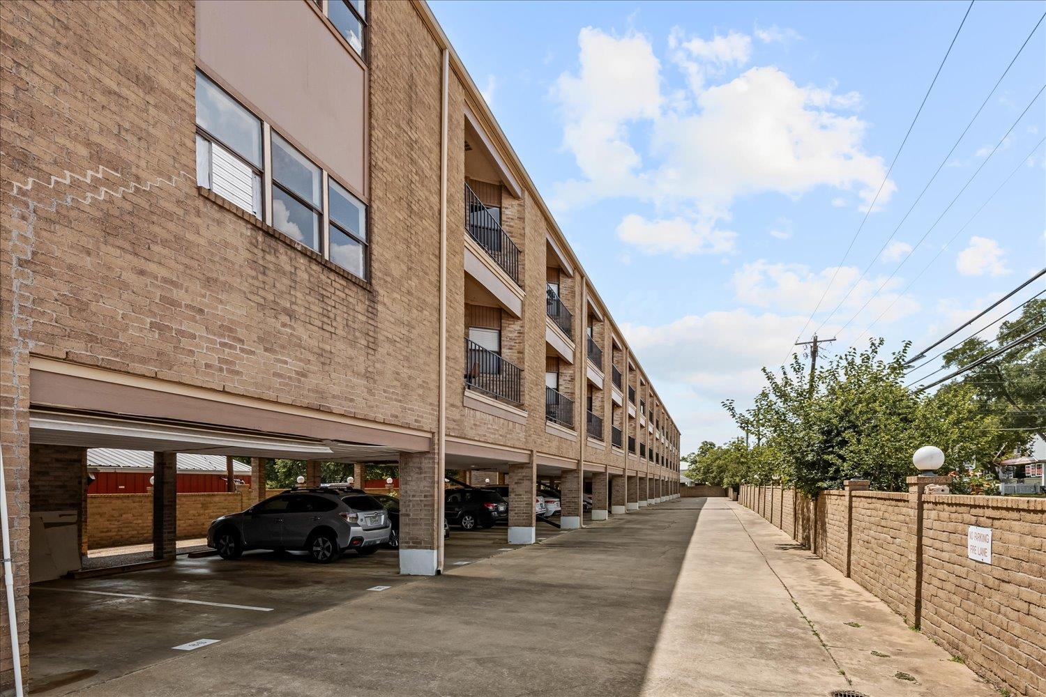 3316 Guadalupe St # 310, Austin, TX 78705