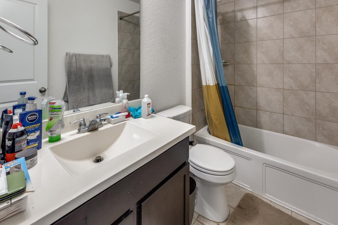 444 Major Lee Ln # 14H, Jarrell, TX 76537