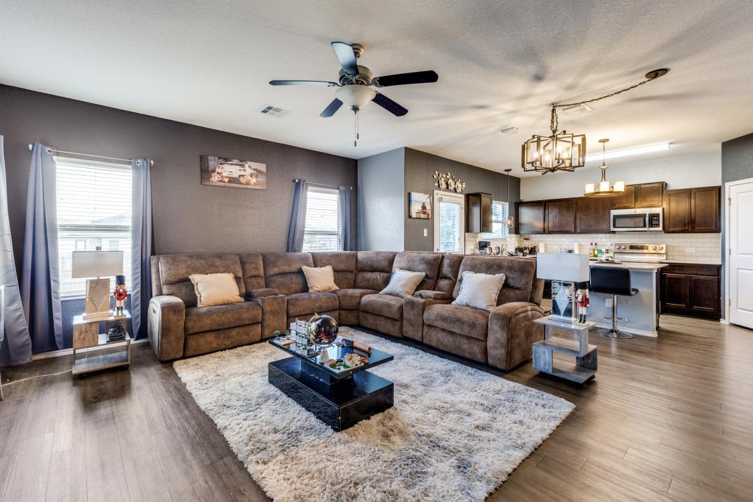 444 Major Lee Ln # 14H, Jarrell, TX 76537