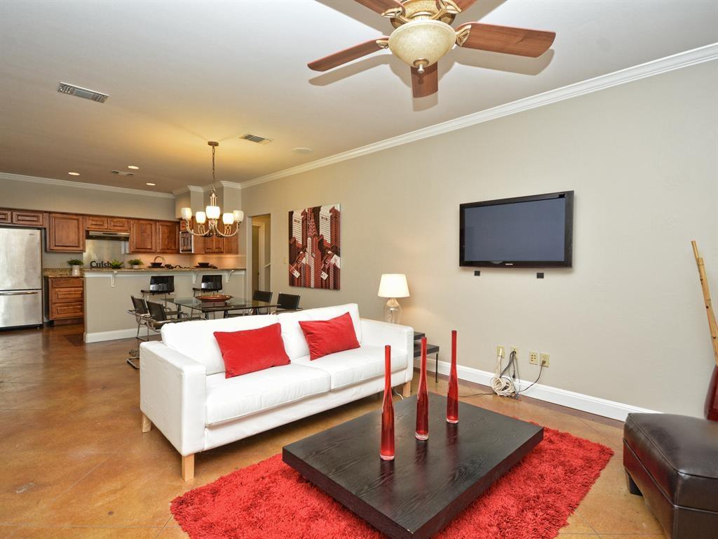 907 Ellingson Ln, Austin, TX 78751