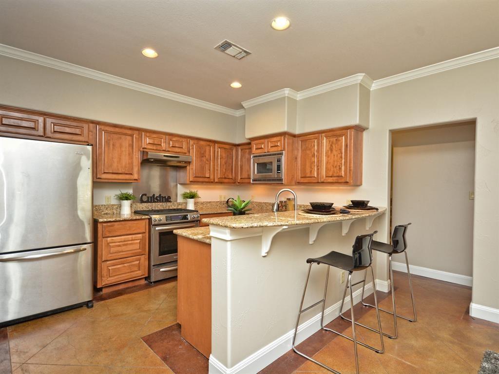 907 Ellingson Ln, Austin, TX 78751