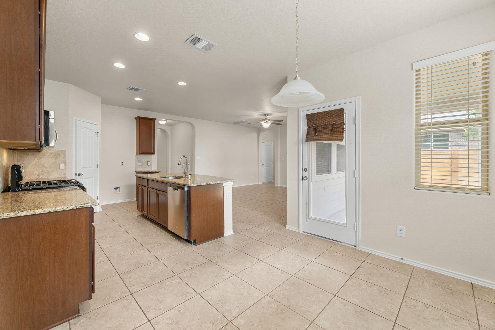 109 Camden Cv, Buda, TX 78610