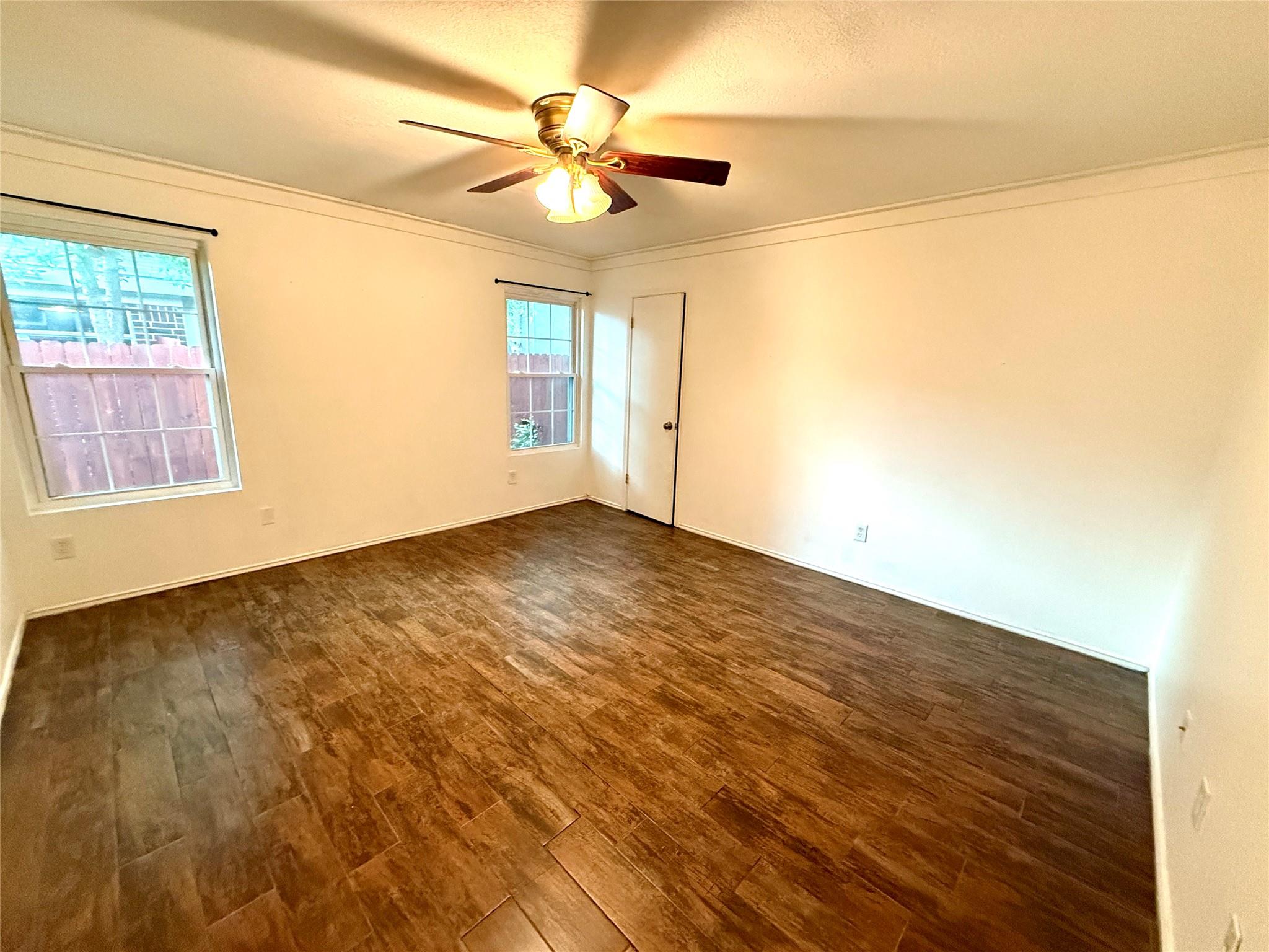 8101 Rosenberry Dr, Austin, TX 78747