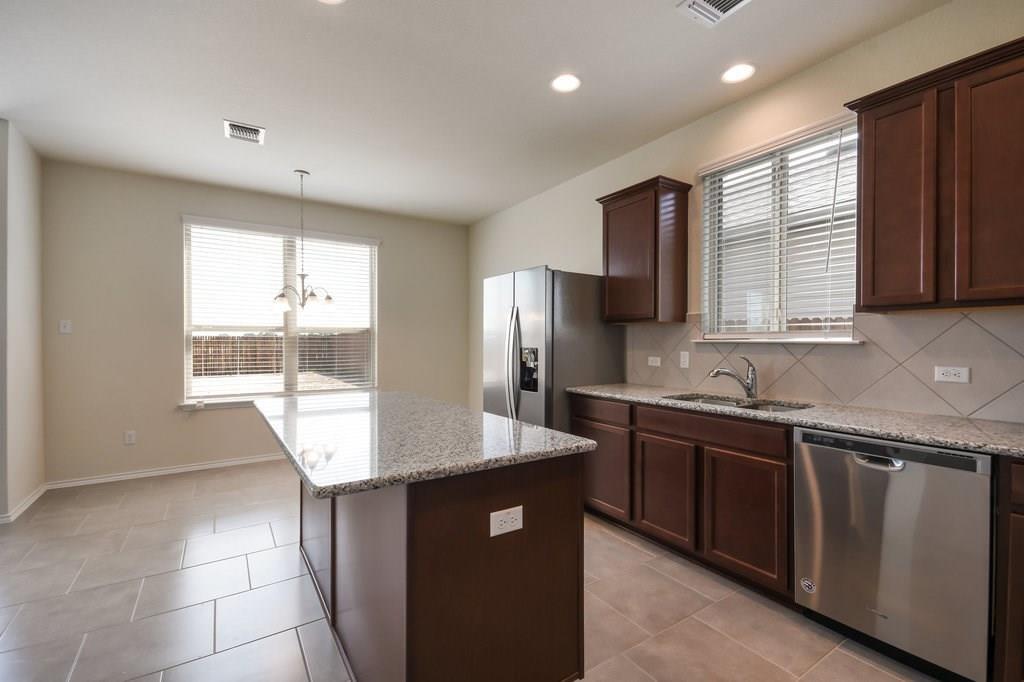 276 La Dera Dr, Liberty Hill, TX 78642