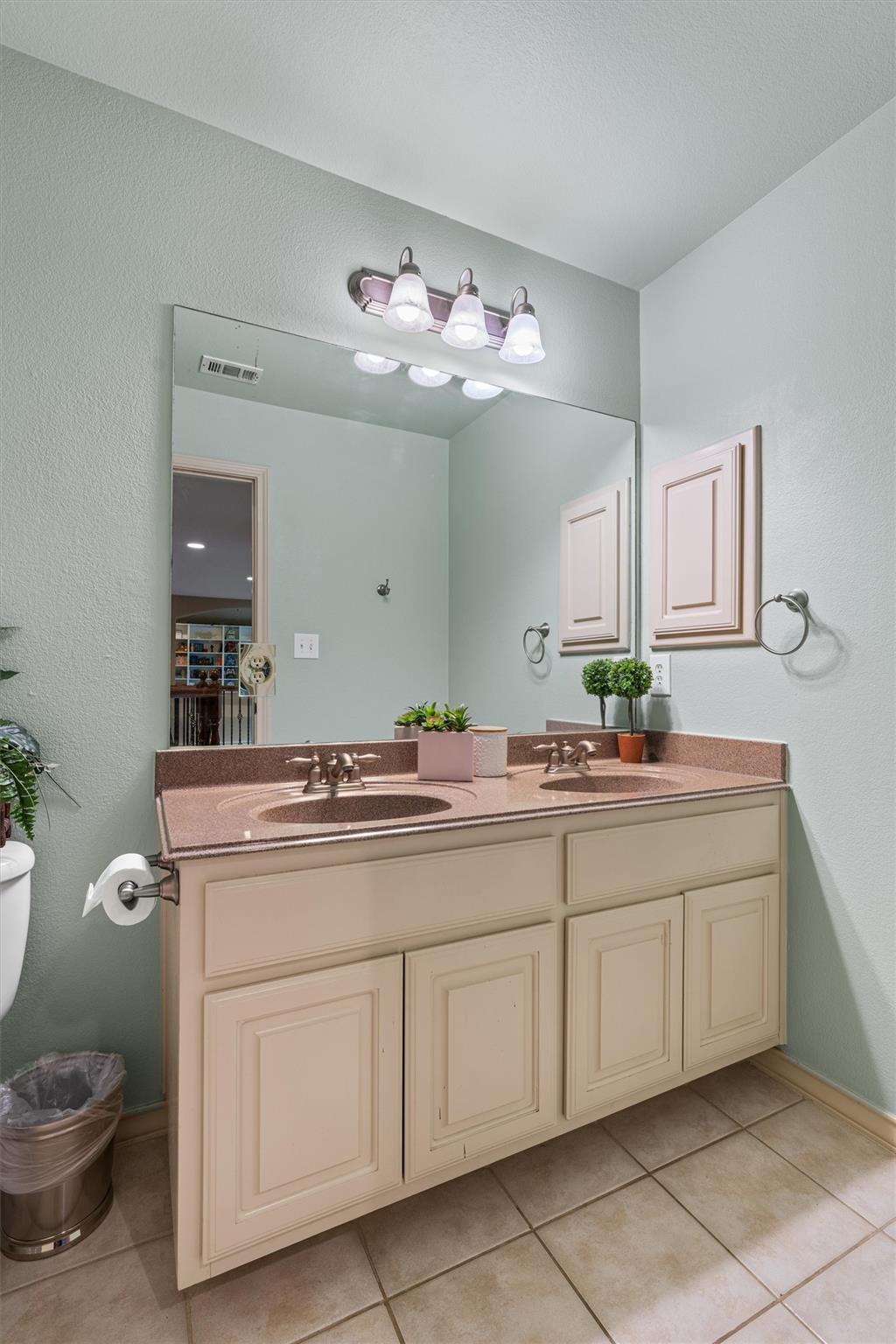 7505 Roaring Springs Dr, Austin, TX 78736