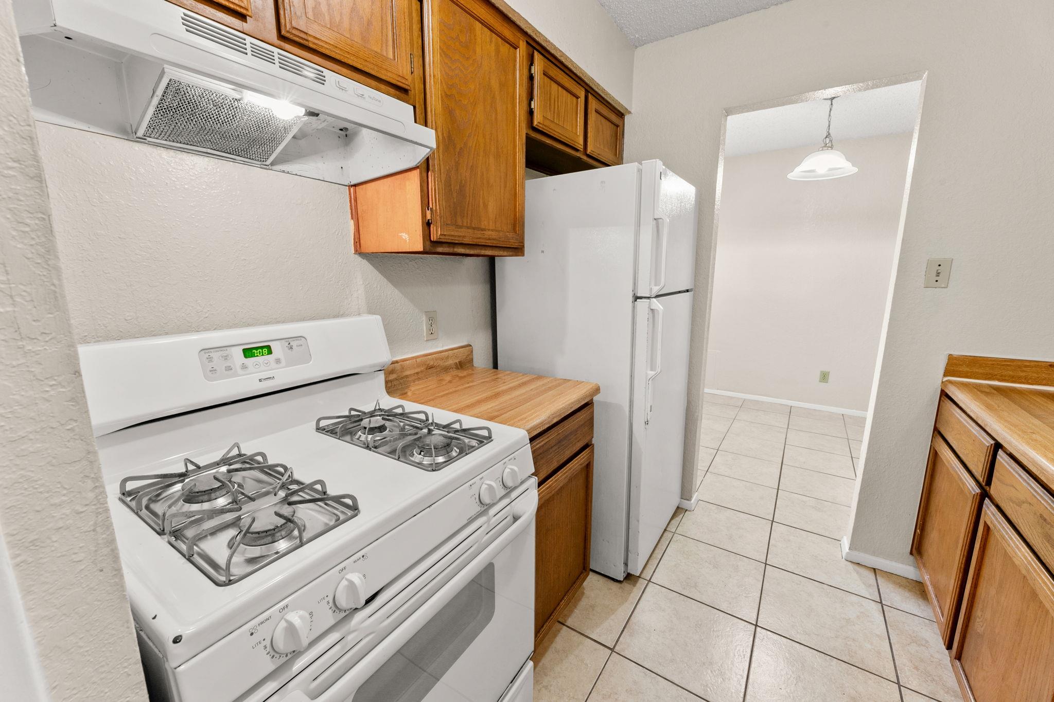 818 Sirocco Dr # B, Austin, TX 78745