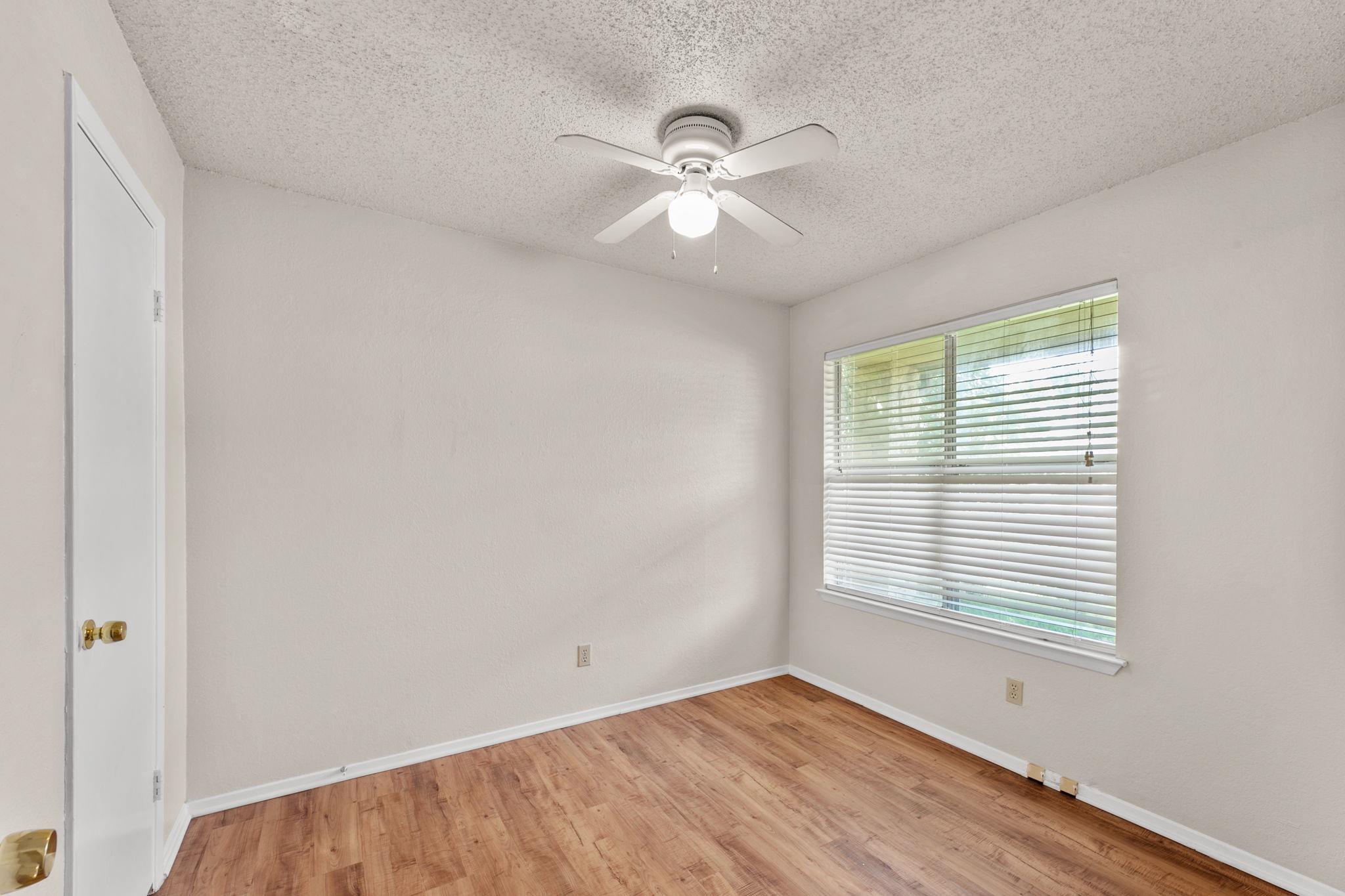 818 Sirocco Dr # B, Austin, TX 78745