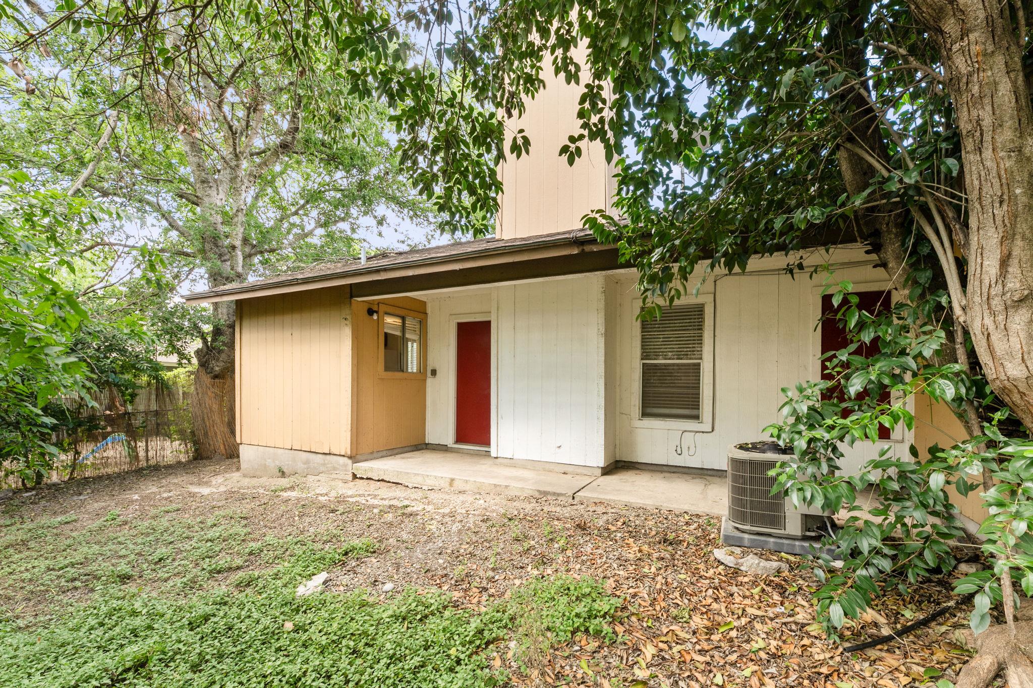 818 Sirocco Dr # B, Austin, TX 78745