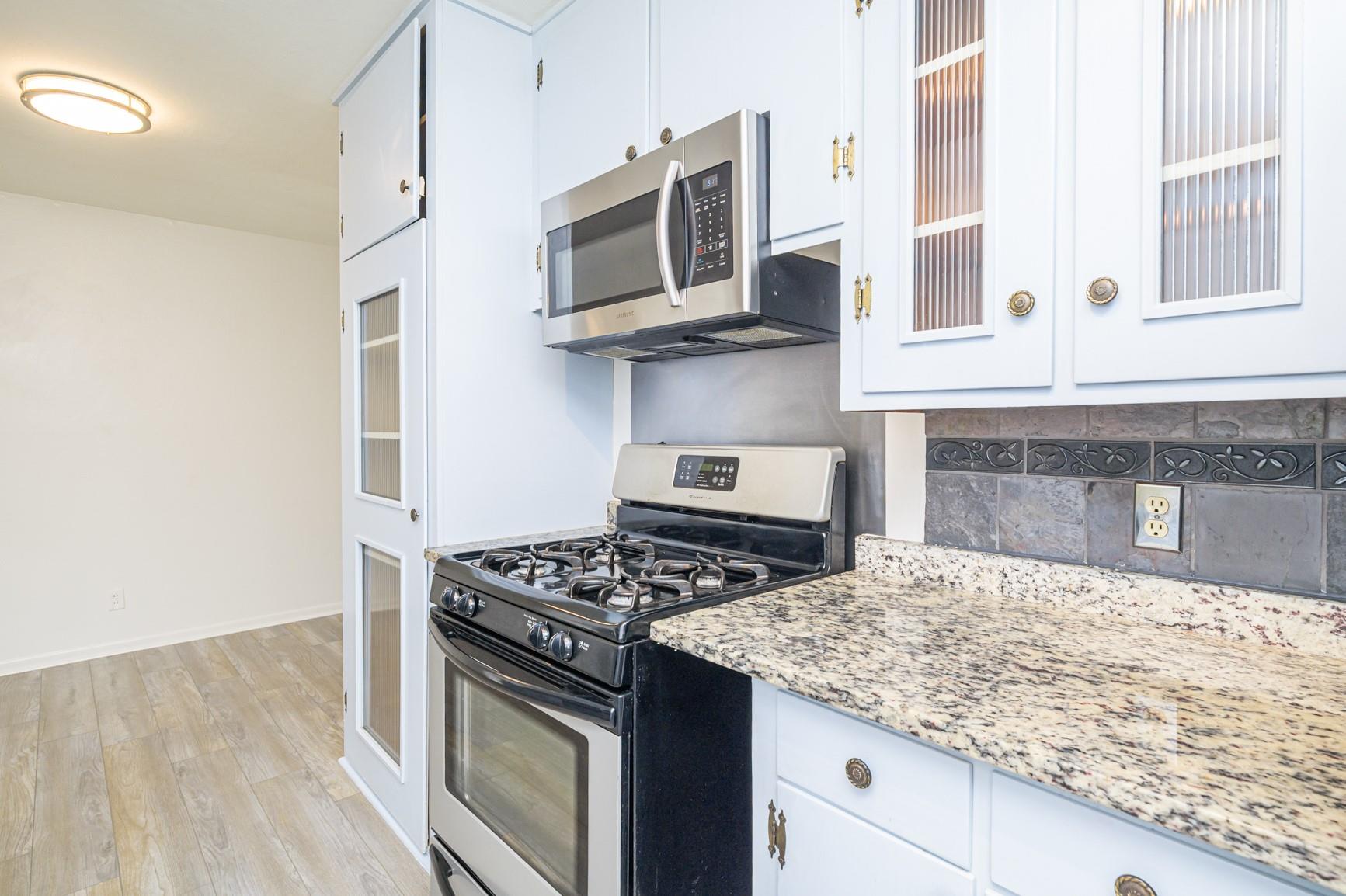 1904 Cochran Ln, Rockport, TX 78382