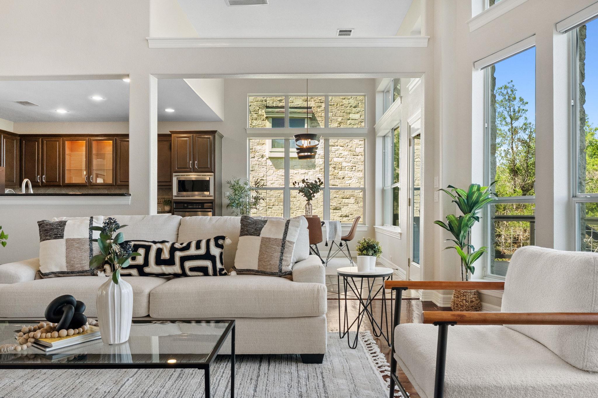7204 Covered Bridge Dr, Austin, TX 78736