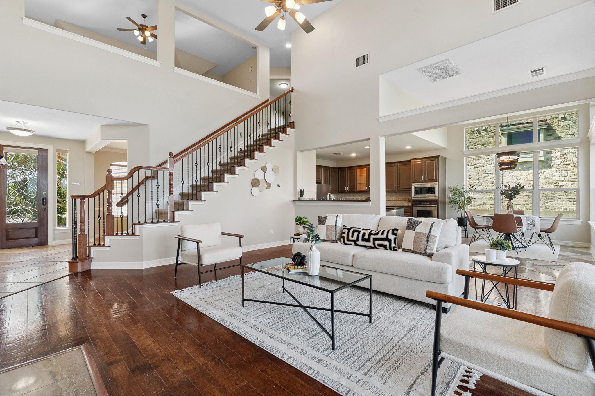 7204 Covered Bridge Dr, Austin, TX 78736
