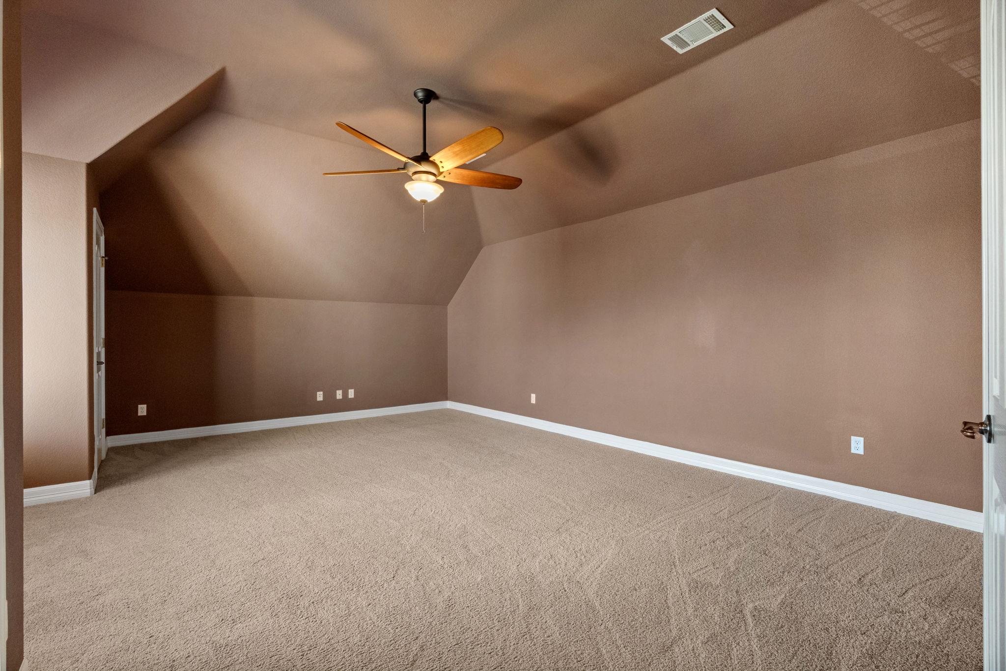 7204 Covered Bridge Dr, Austin, TX 78736