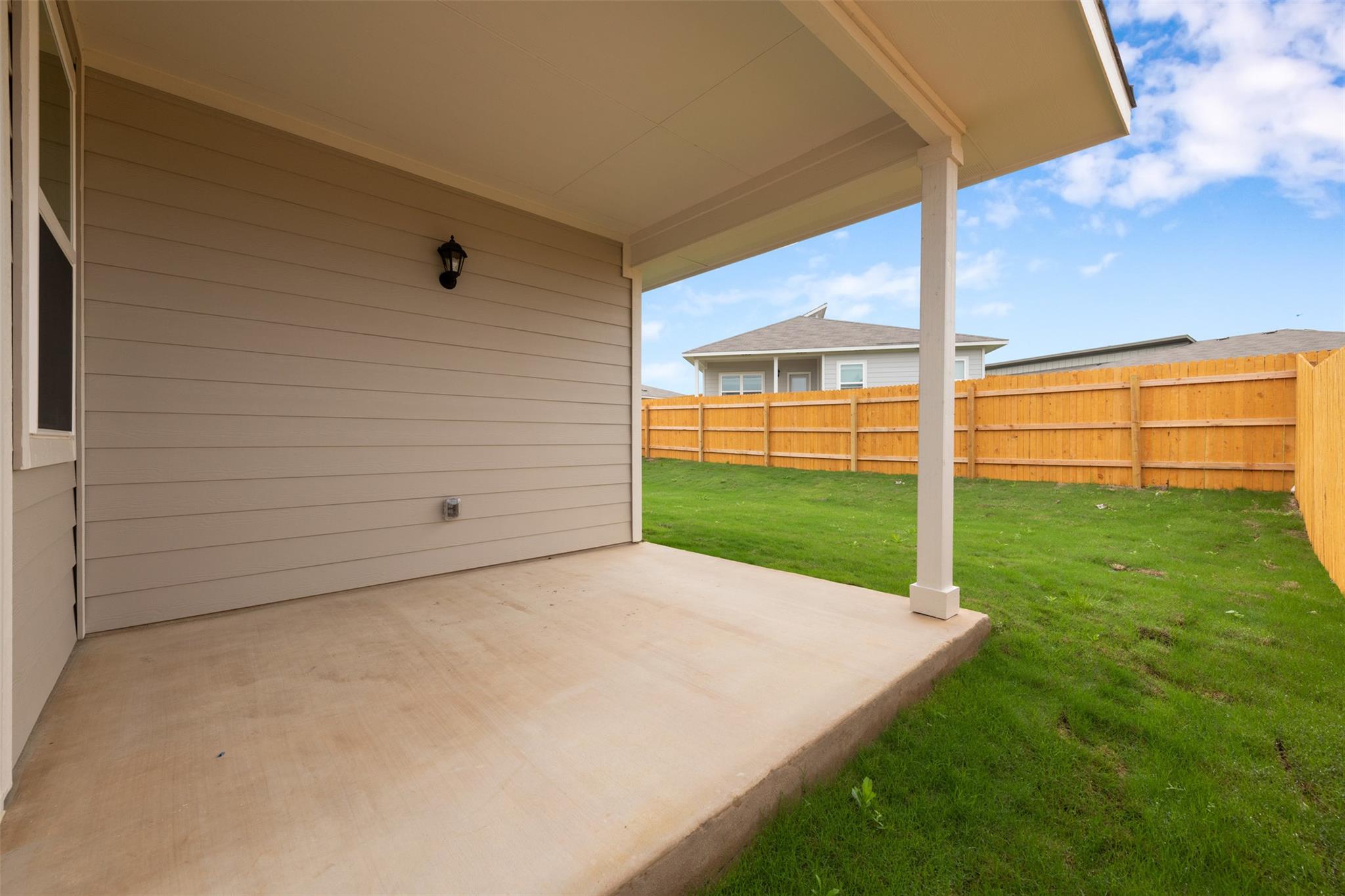 220 Deserti Rd, Leander, TX 78641