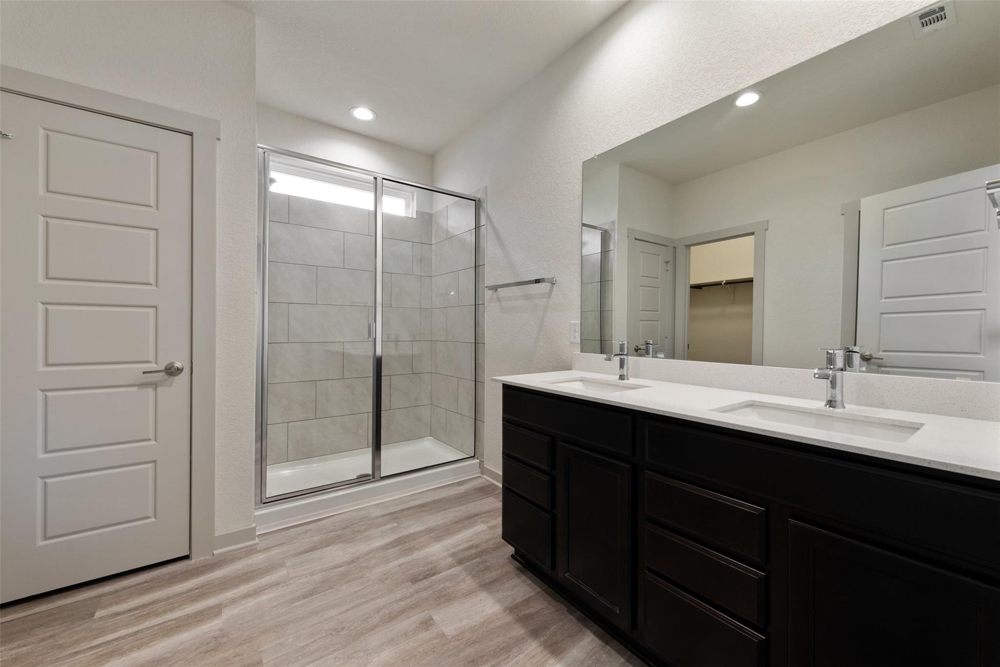 220 Deserti Rd, Leander, TX 78641