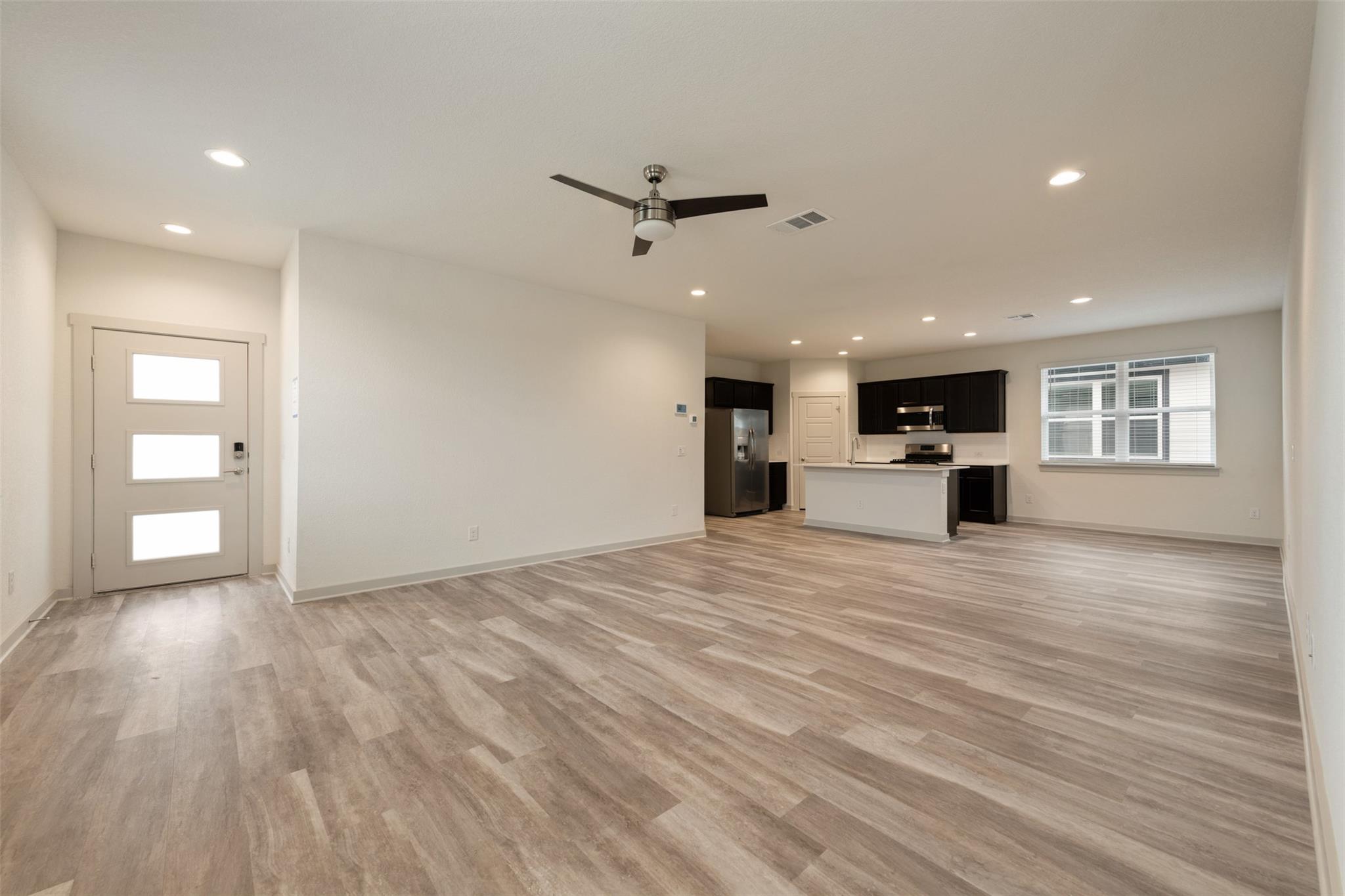 220 Deserti Rd, Leander, TX 78641