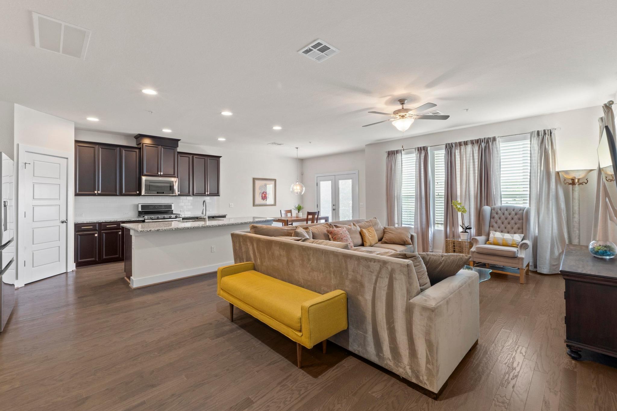 7407 Merrick Dr, Austin, TX 78748