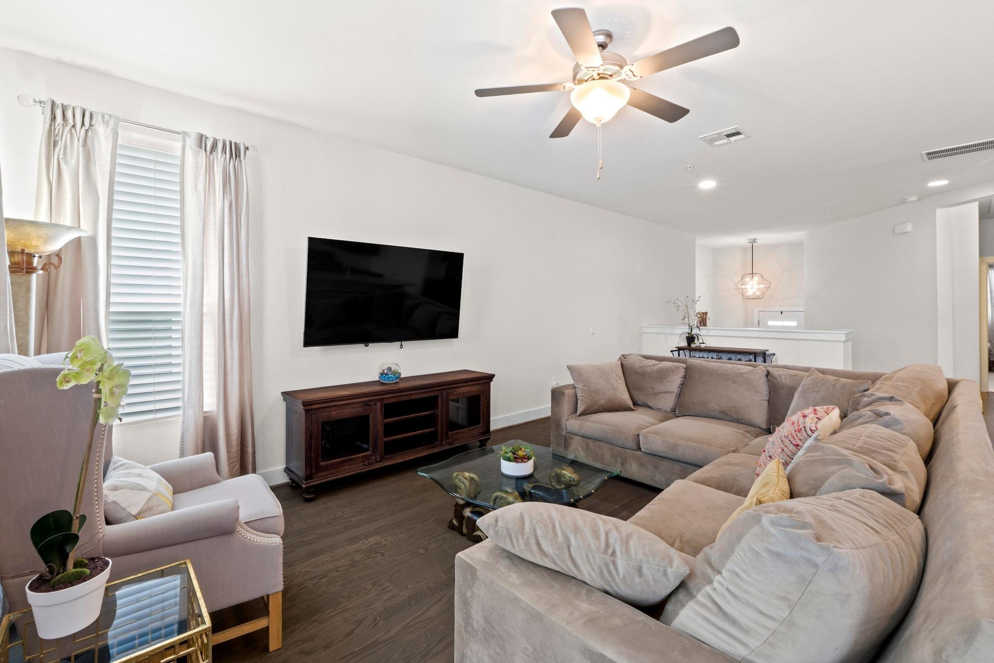 7407 Merrick Dr, Austin, TX 78748