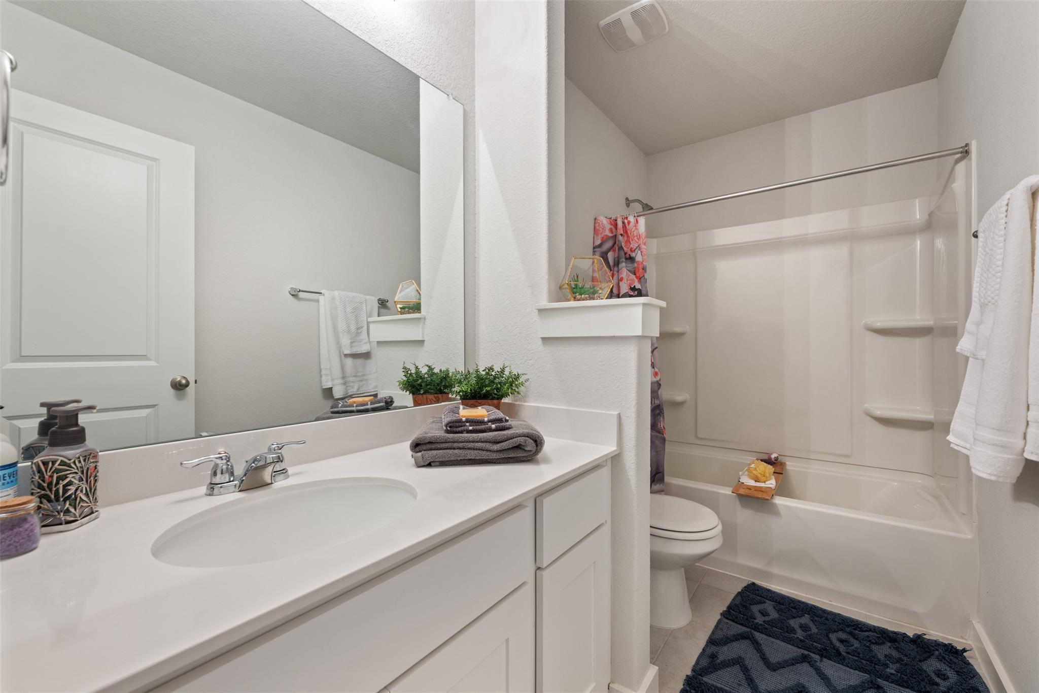 209 Lambert St, Leander, TX 78641