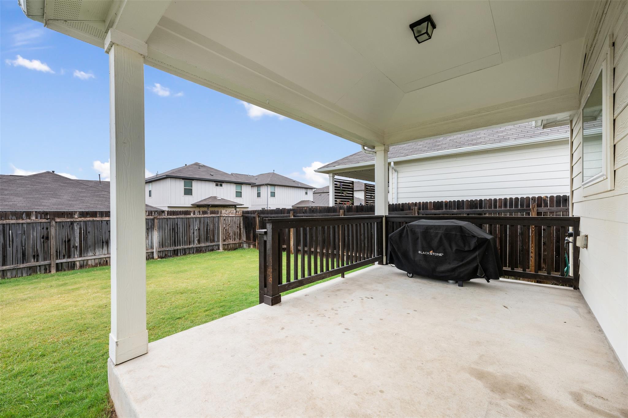 209 Lambert St, Leander, TX 78641
