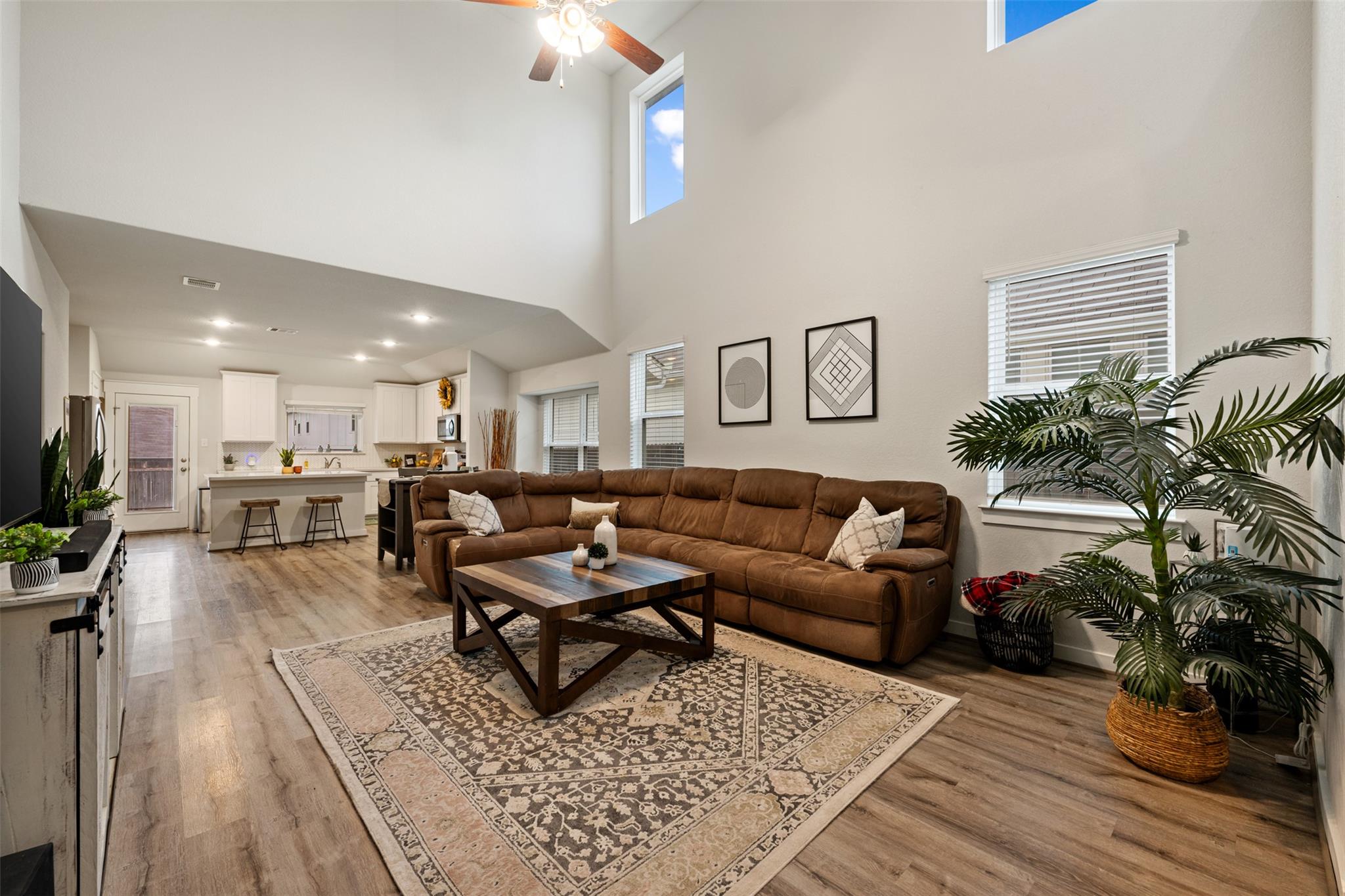 209 Lambert St, Leander, TX 78641
