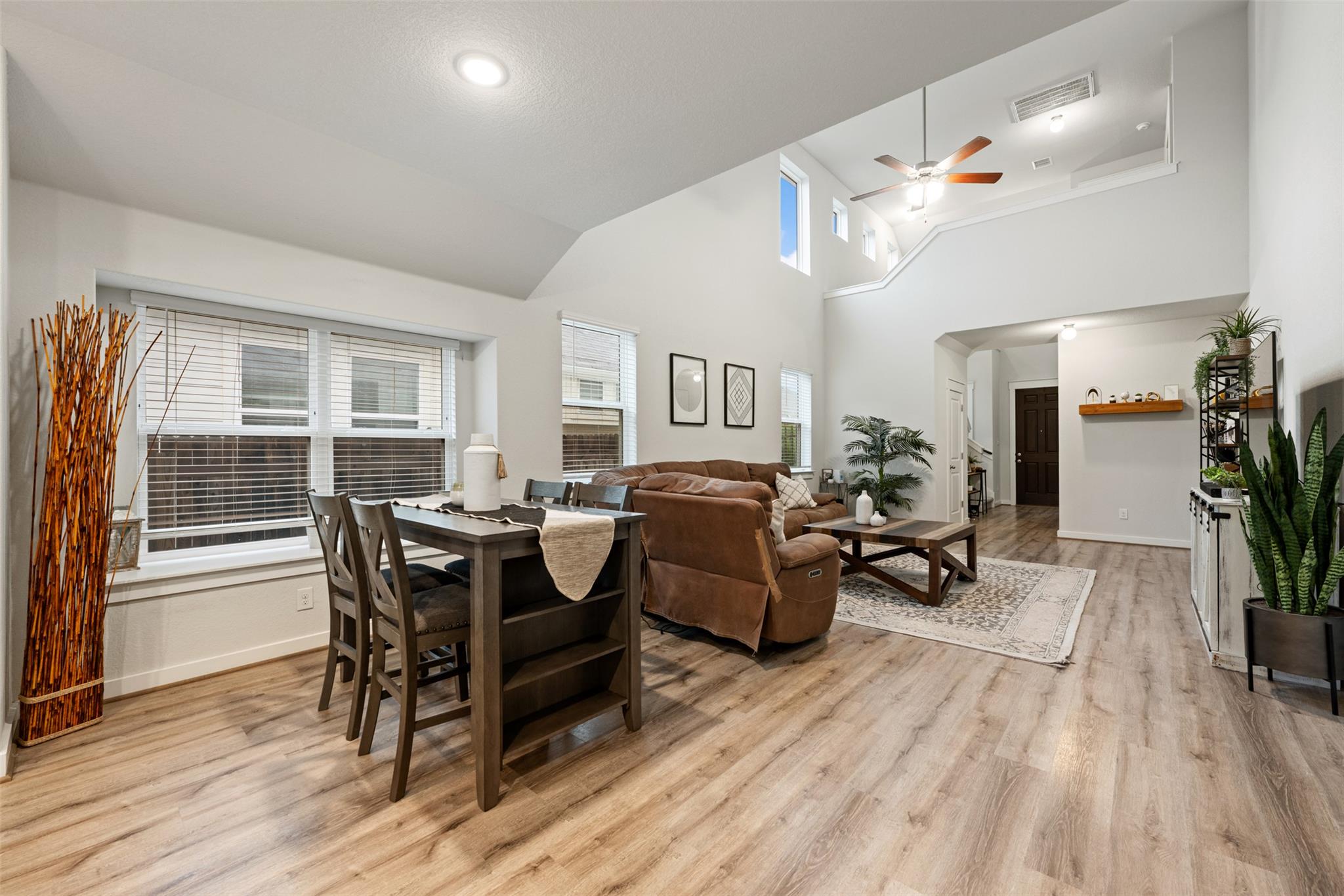 209 Lambert St, Leander, TX 78641