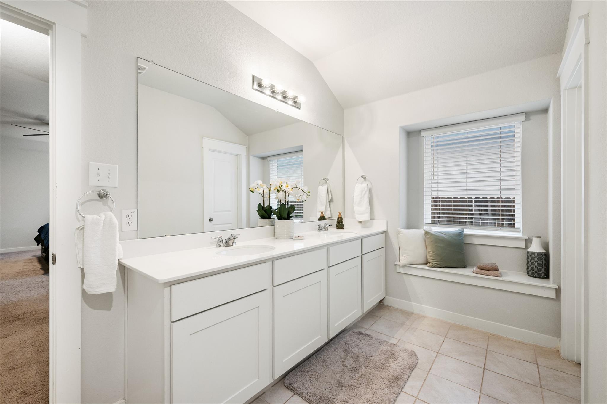 209 Lambert St, Leander, TX 78641