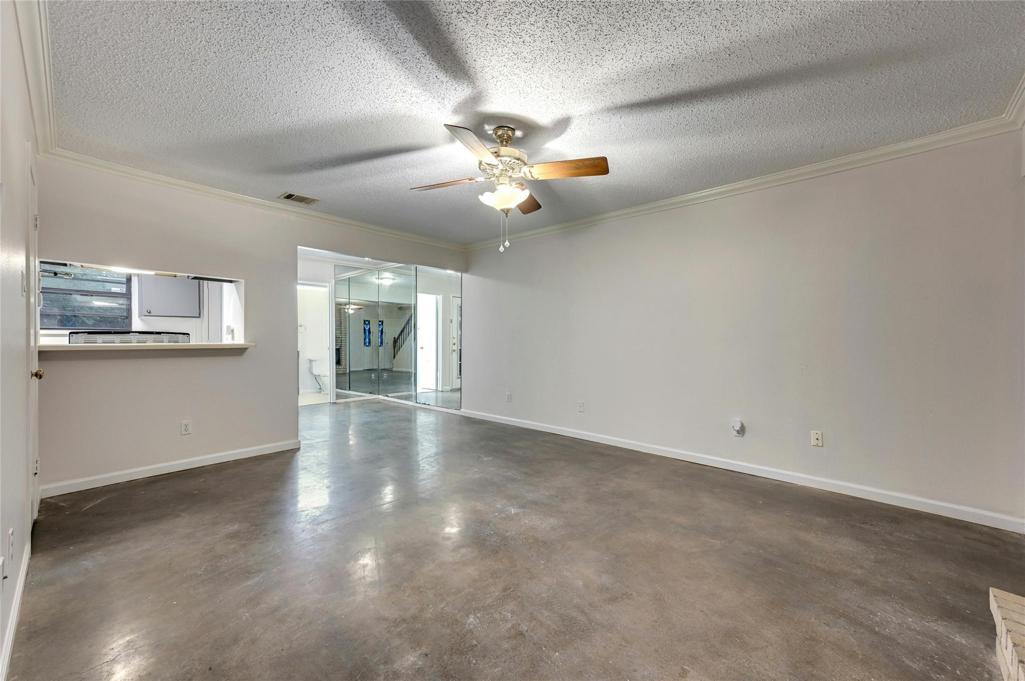 8400 Jamestown Dr # 216, Austin, TX 78758