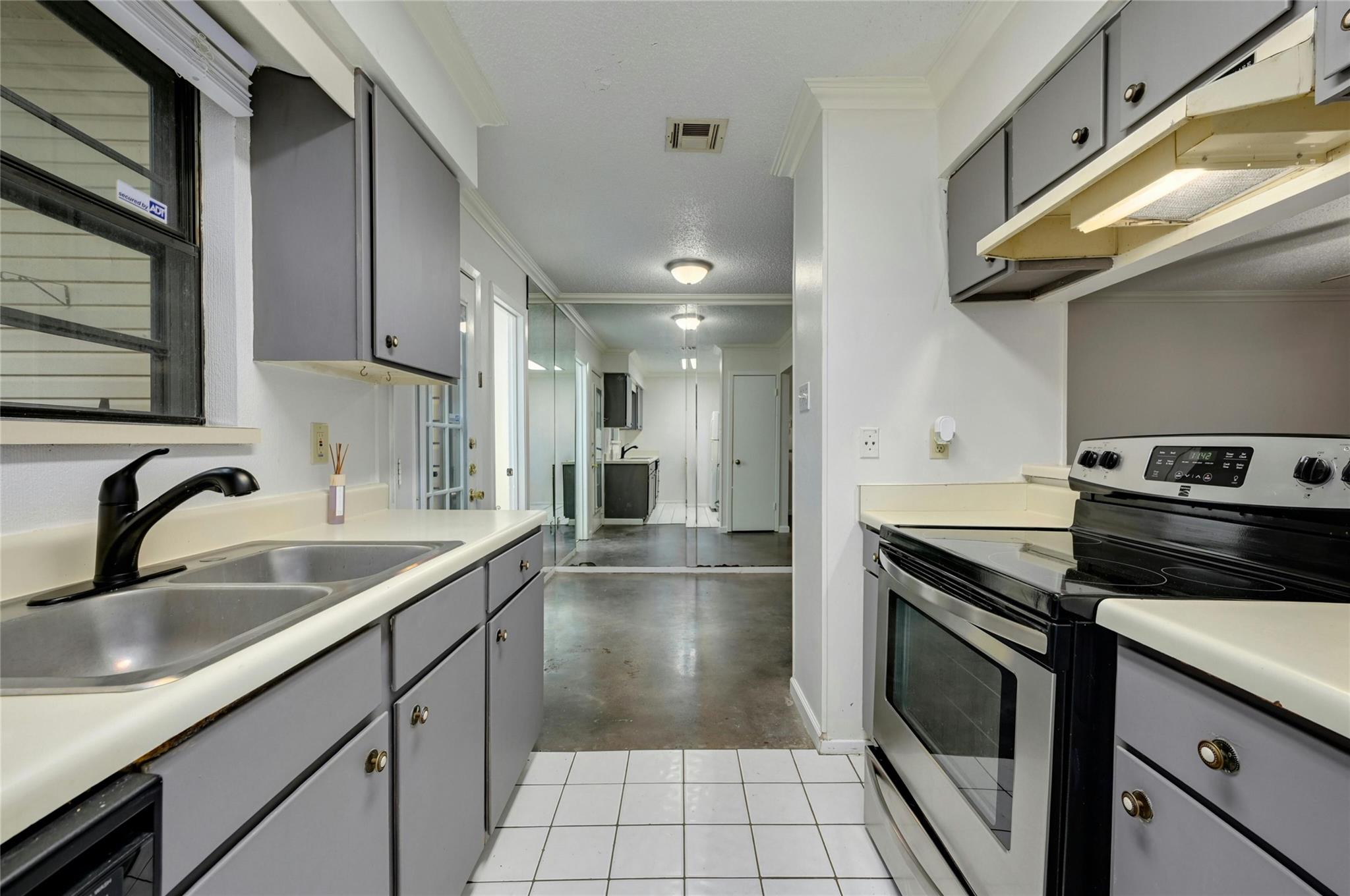8400 Jamestown Dr # 216, Austin, TX 78758