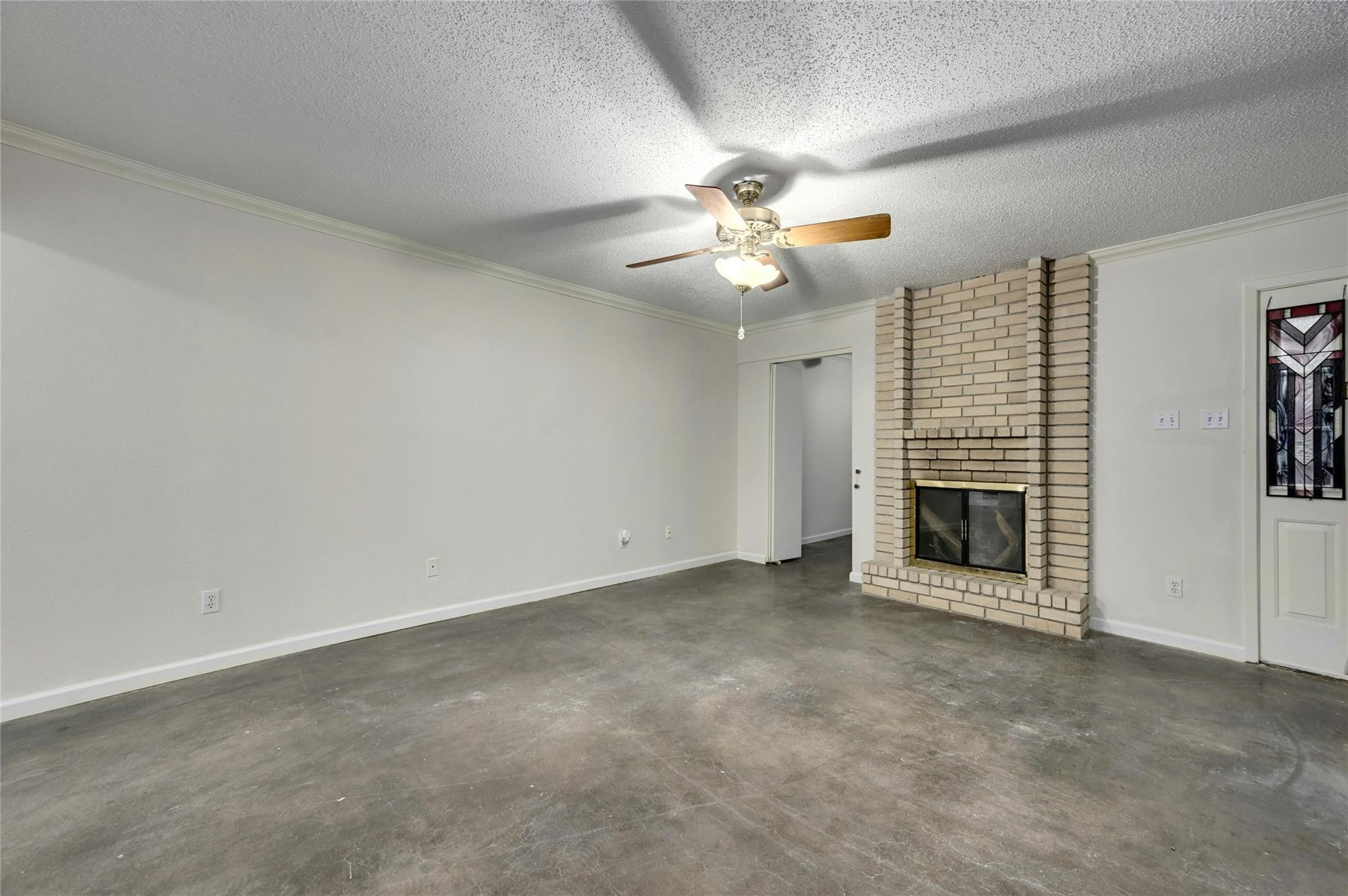 8400 Jamestown Dr # 216, Austin, TX 78758