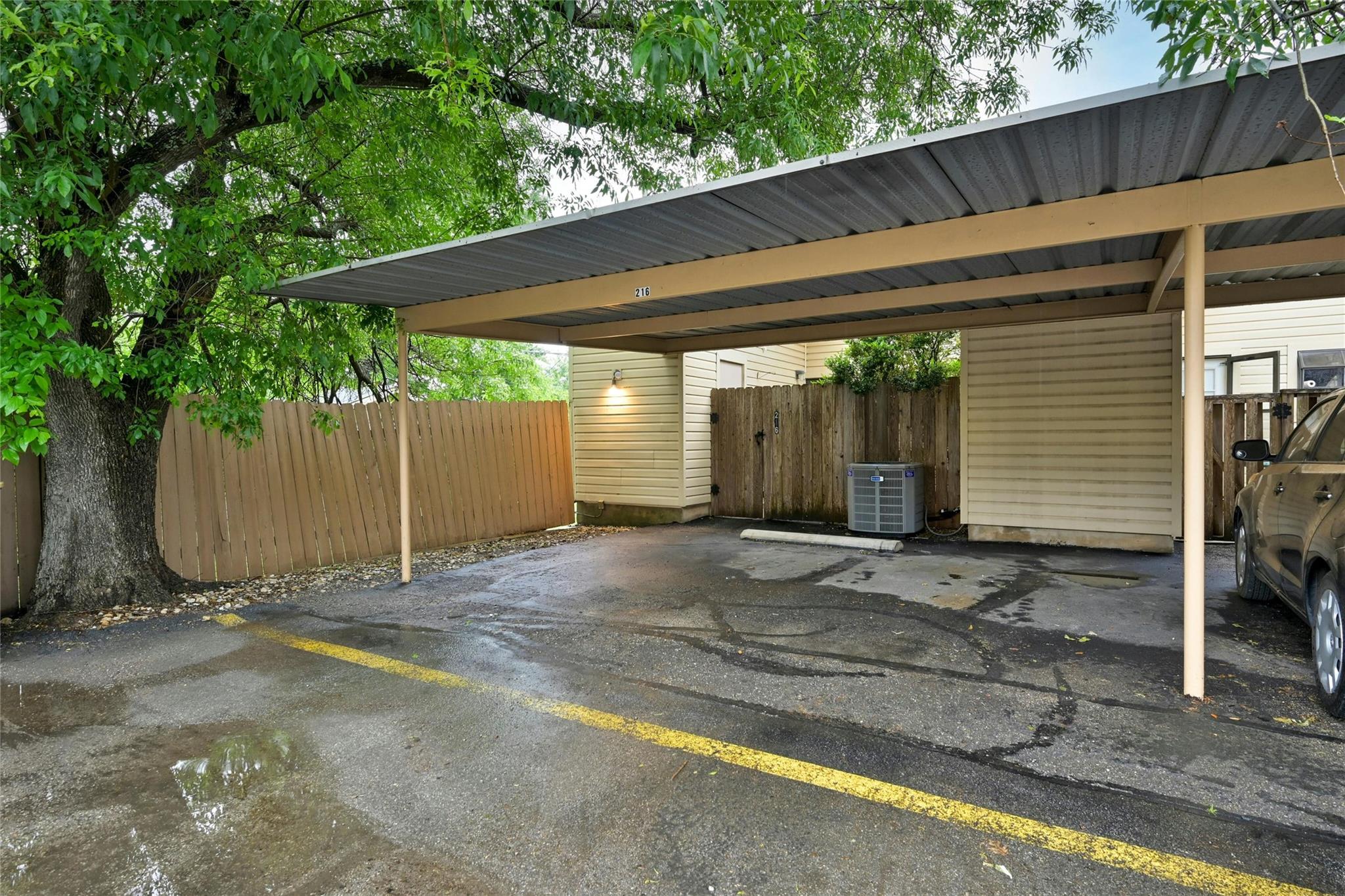 8400 Jamestown Dr # 216, Austin, TX 78758