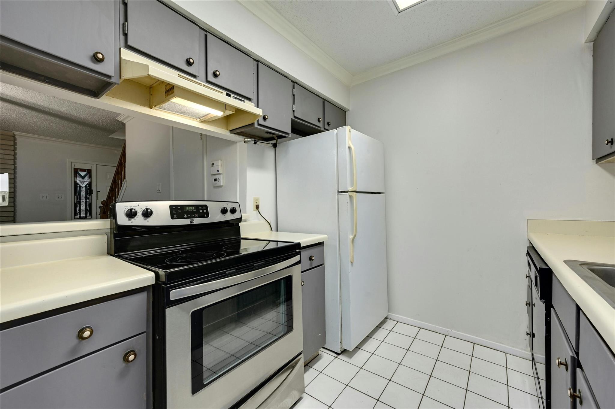 8400 Jamestown Dr # 216, Austin, TX 78758