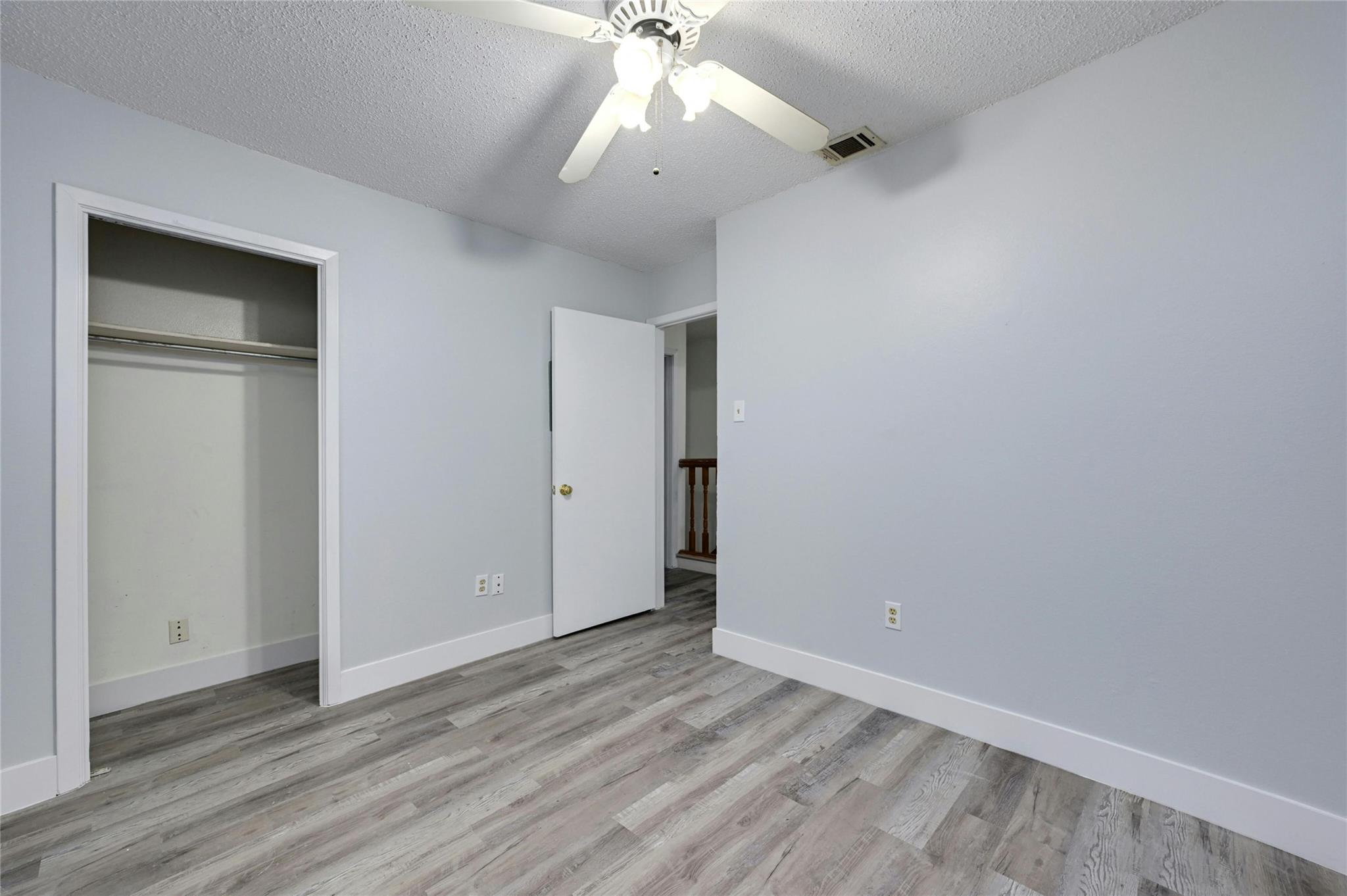 8400 Jamestown Dr # 216, Austin, TX 78758