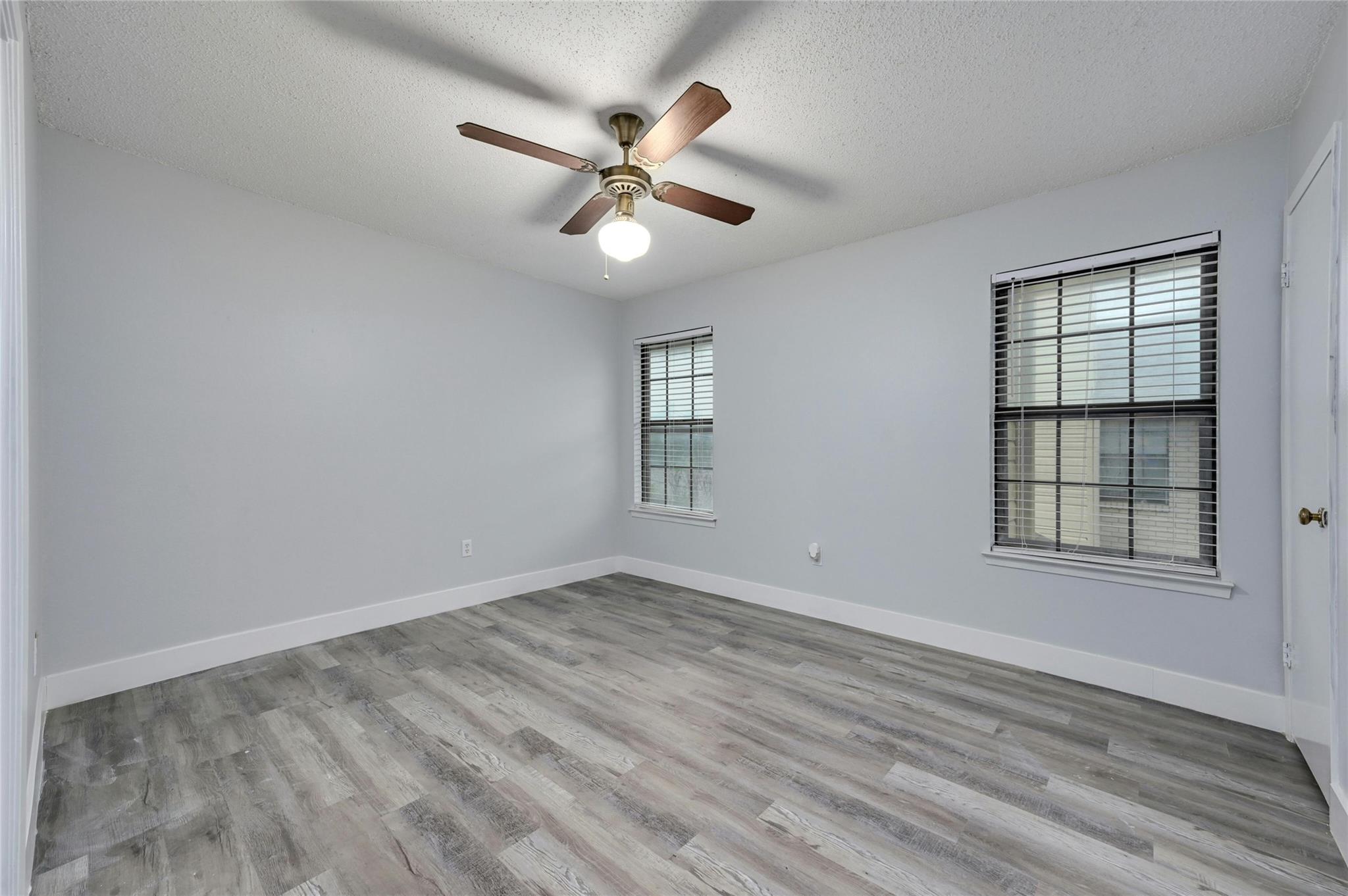 8400 Jamestown Dr # 216, Austin, TX 78758