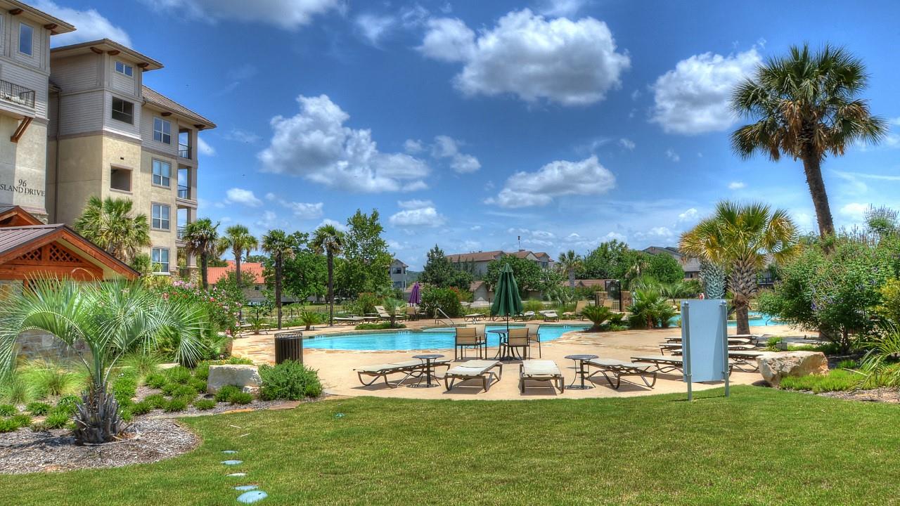 101 West Bank # 51, Horseshoe Bay, TX 78657