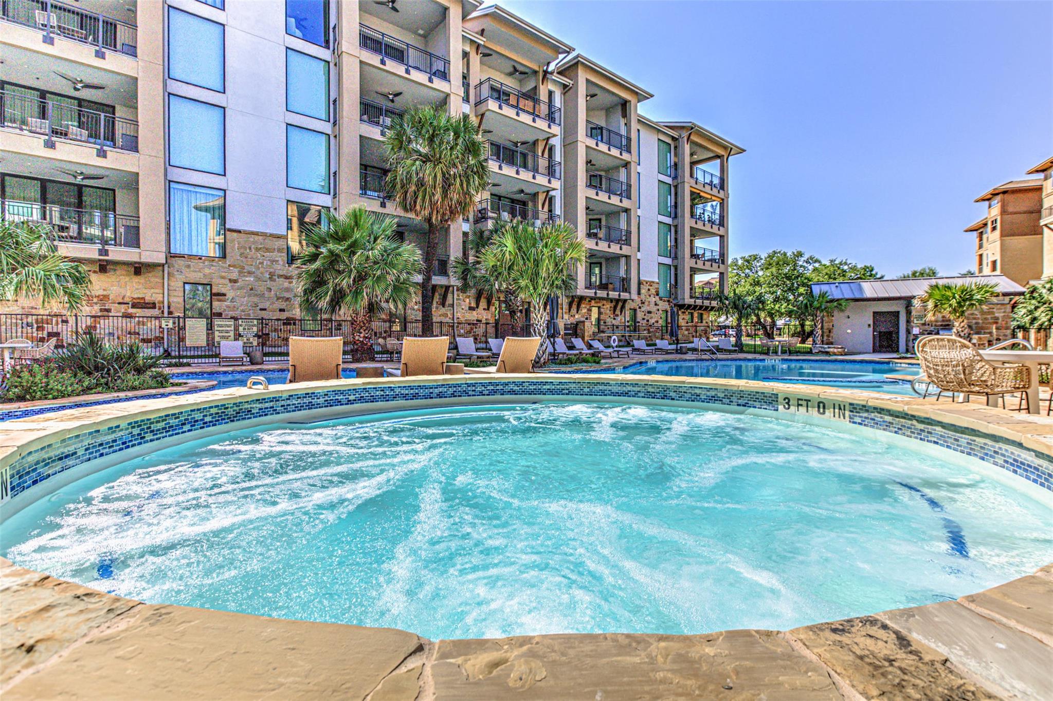 101 West Bank # 51, Horseshoe Bay, TX 78657