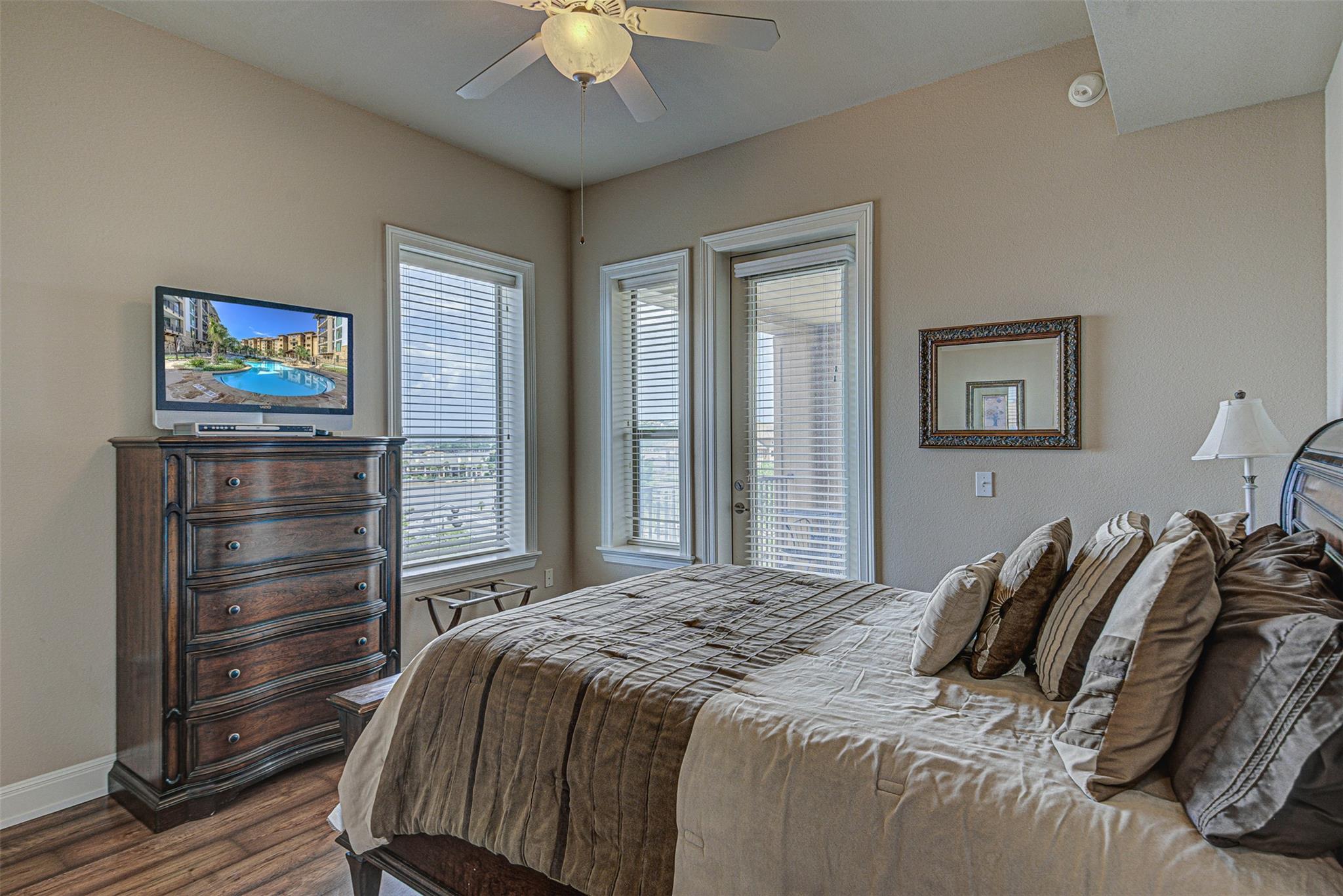 101 West Bank # 51, Horseshoe Bay, TX 78657