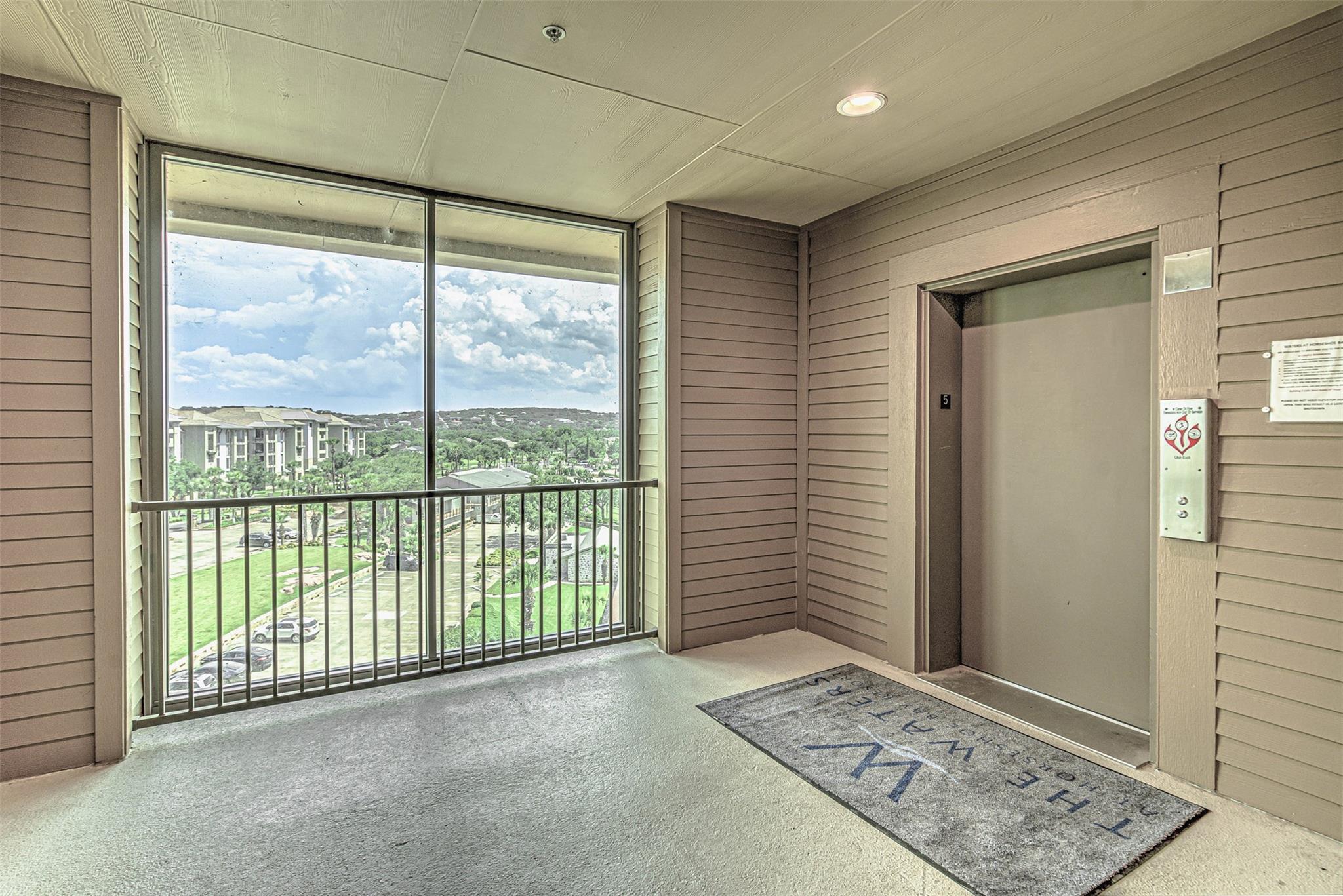 101 West Bank # 51, Horseshoe Bay, TX 78657