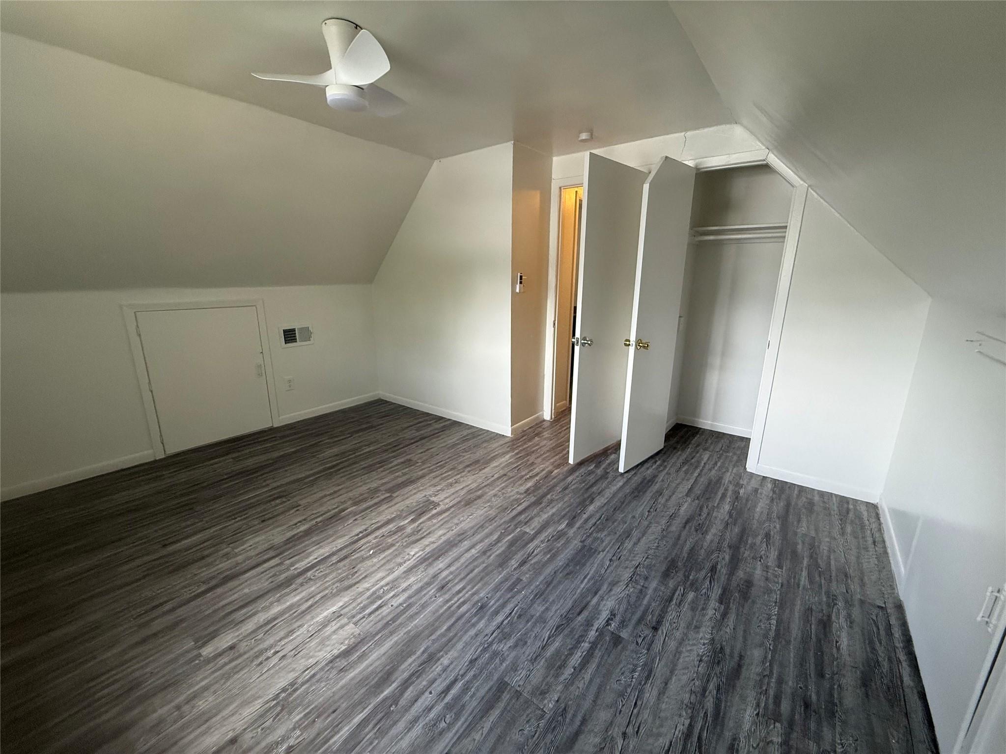 622 Trinity St, Lockhart, TX 78644