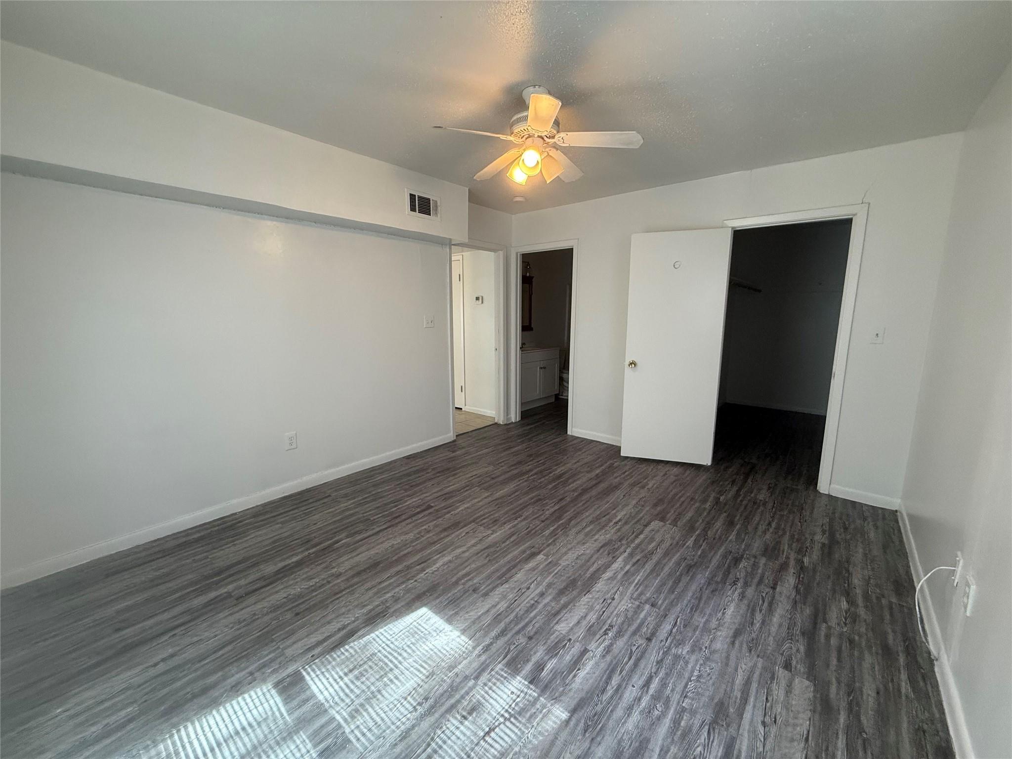 622 Trinity St, Lockhart, TX 78644