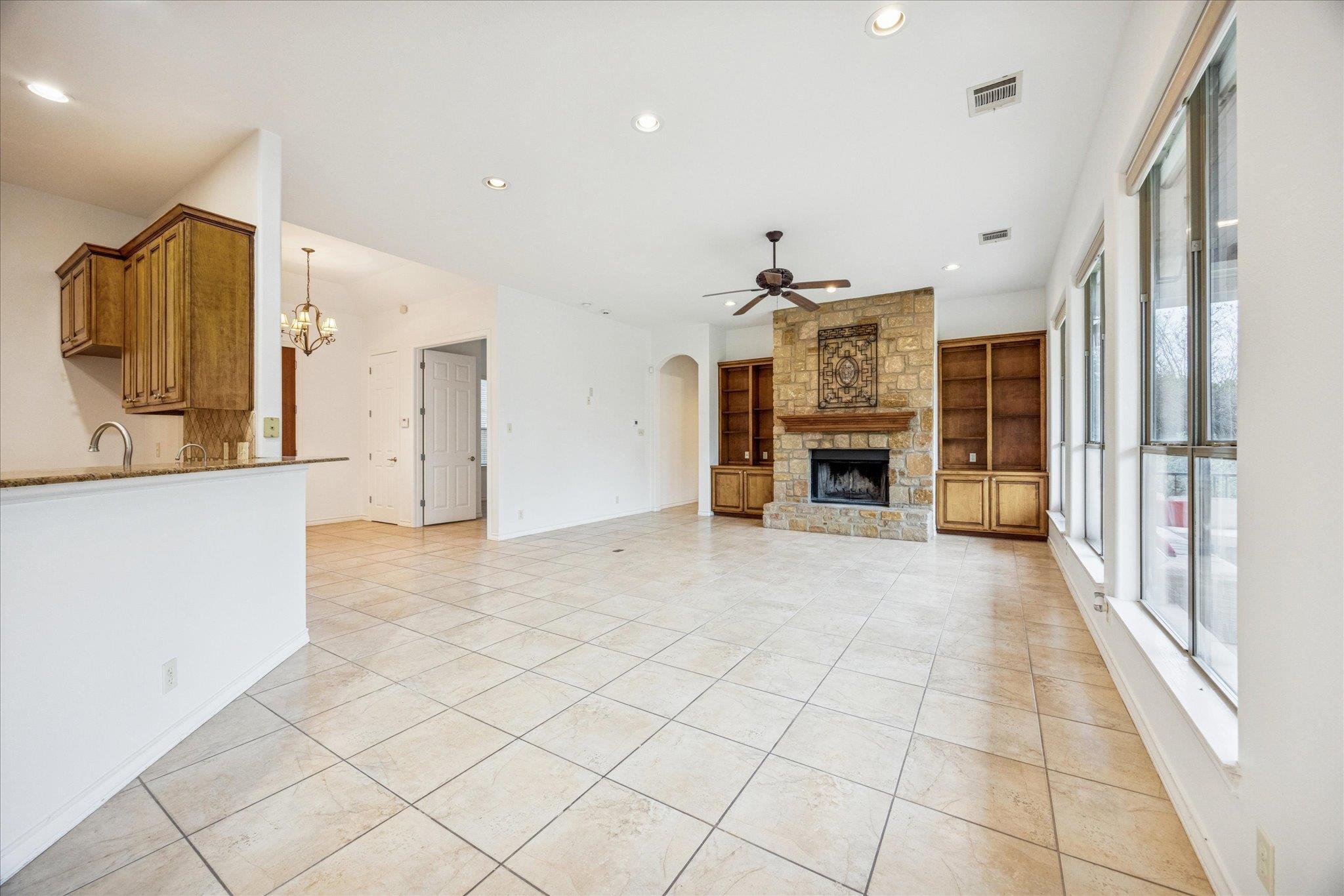 301 Sundance Trl, Dripping Springs, TX 78620