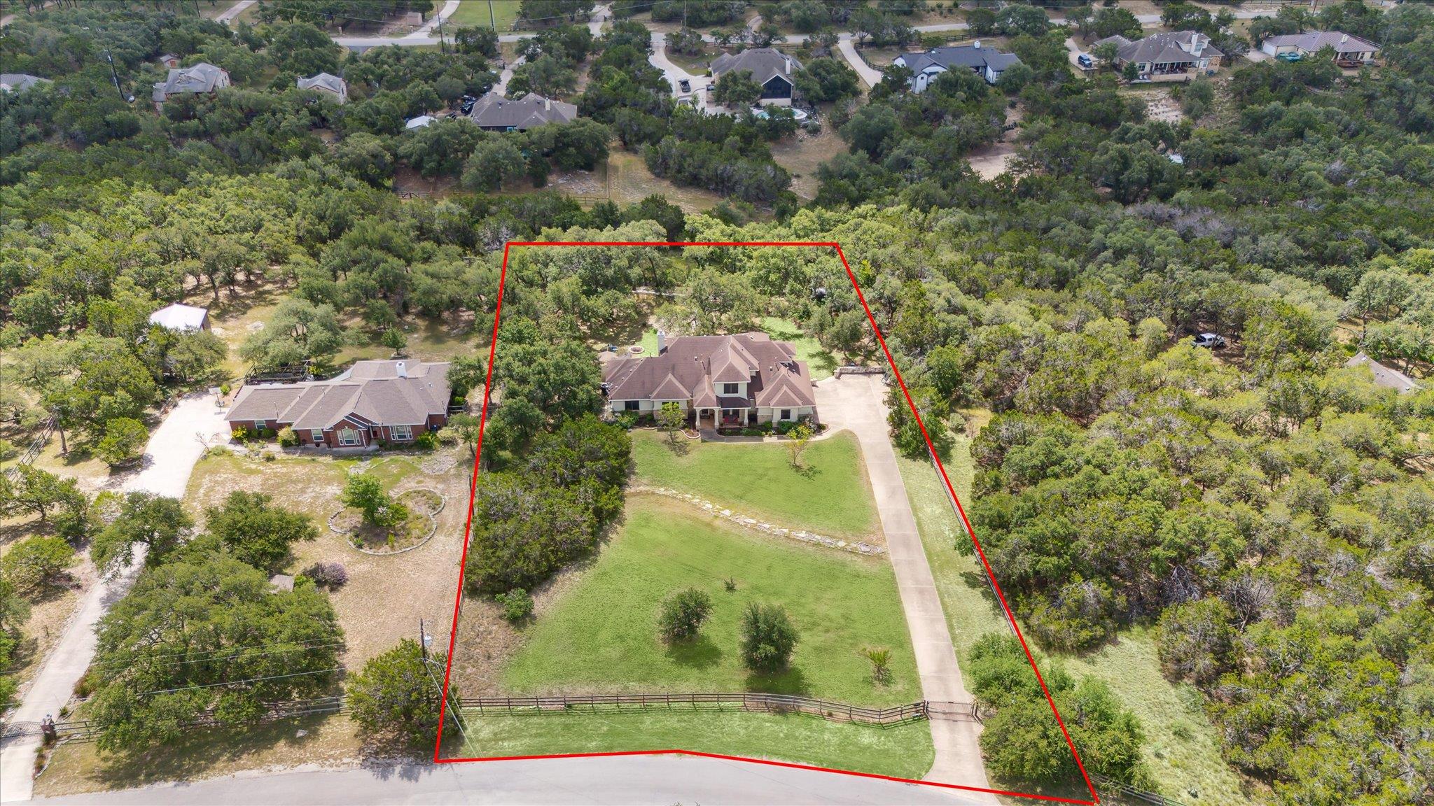 301 Sundance Trl, Dripping Springs, TX 78620