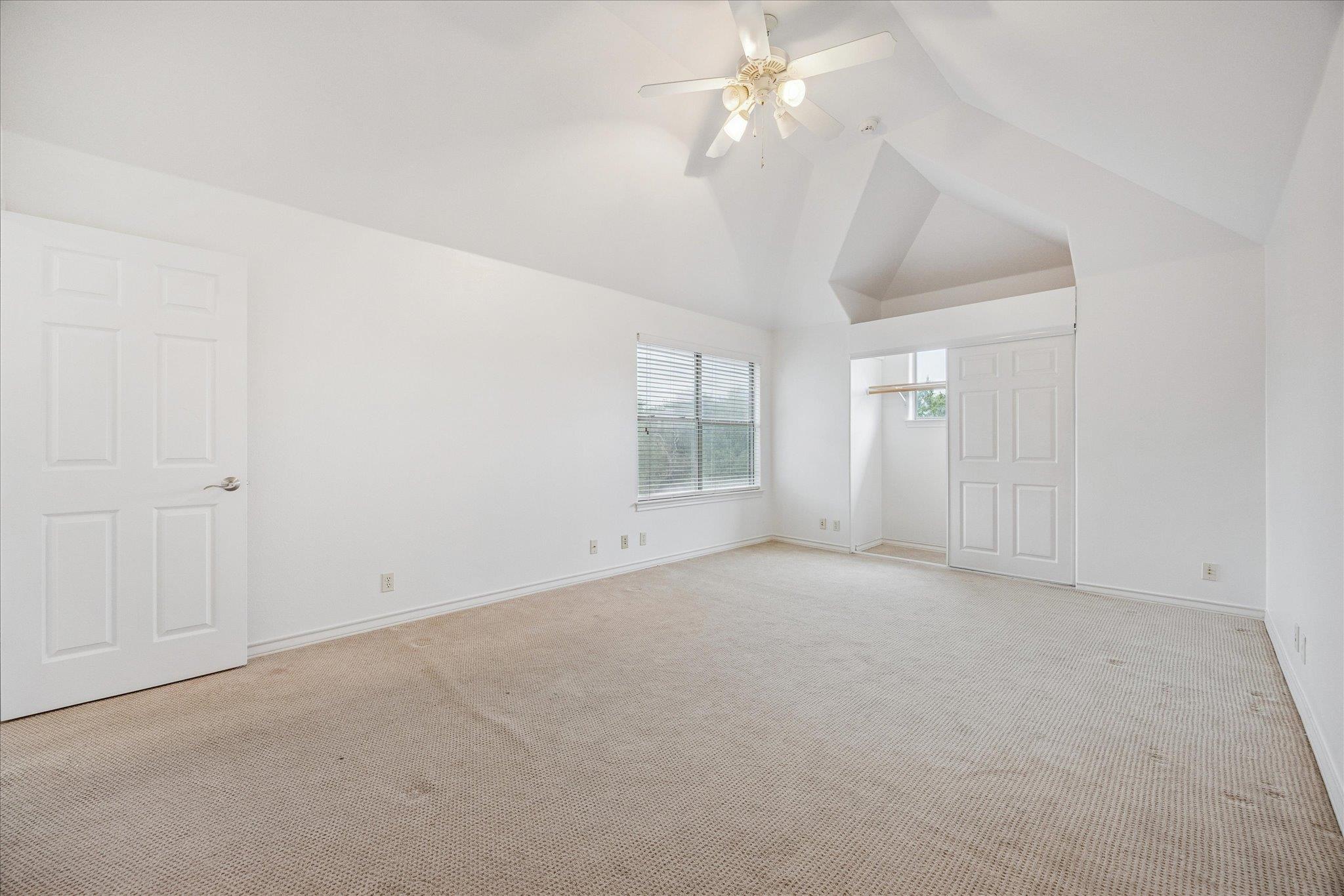 301 Sundance Trl, Dripping Springs, TX 78620