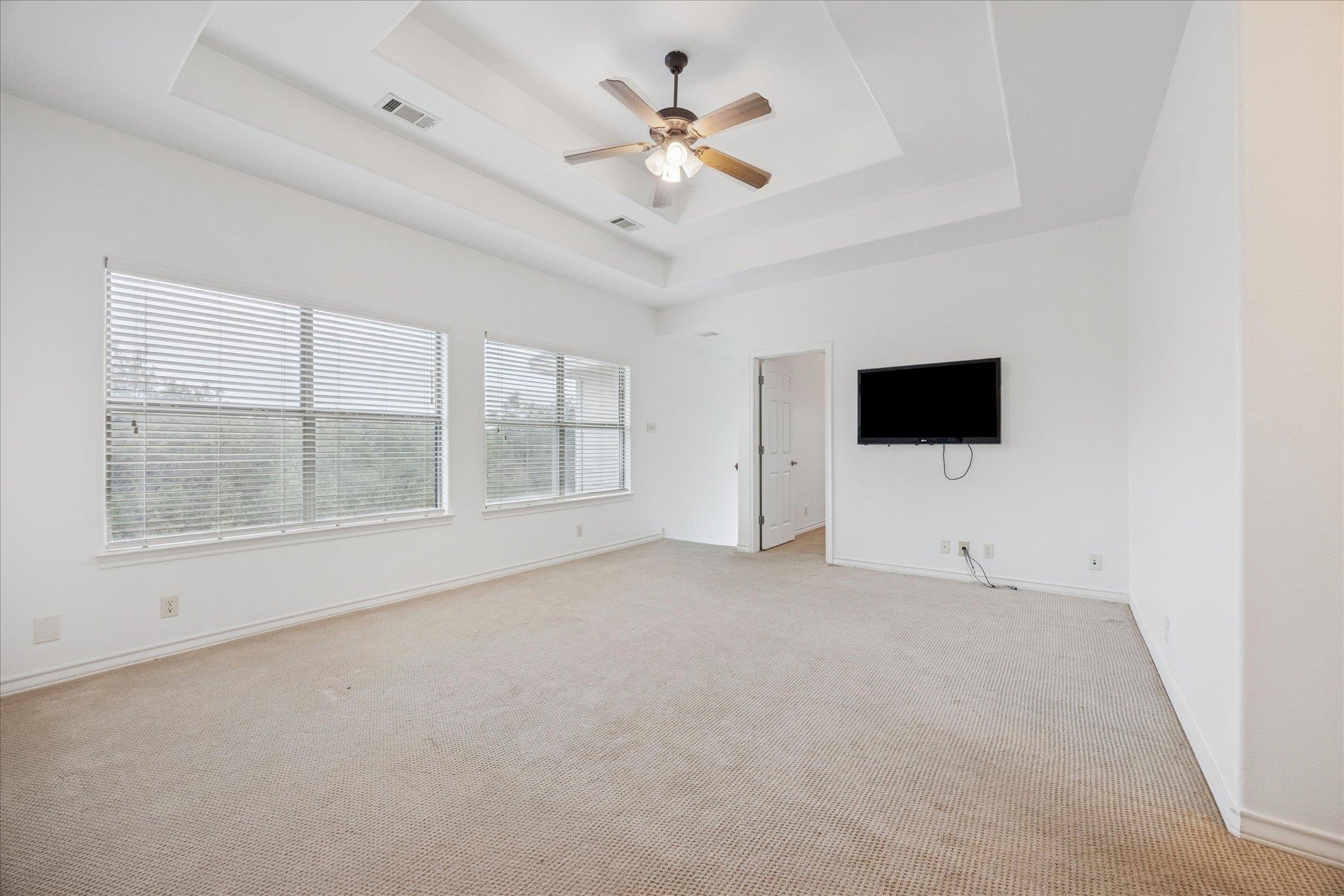 301 Sundance Trl, Dripping Springs, TX 78620