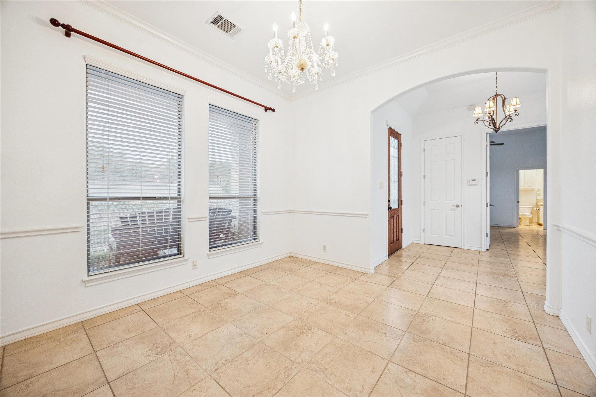 301 Sundance Trl, Dripping Springs, TX 78620