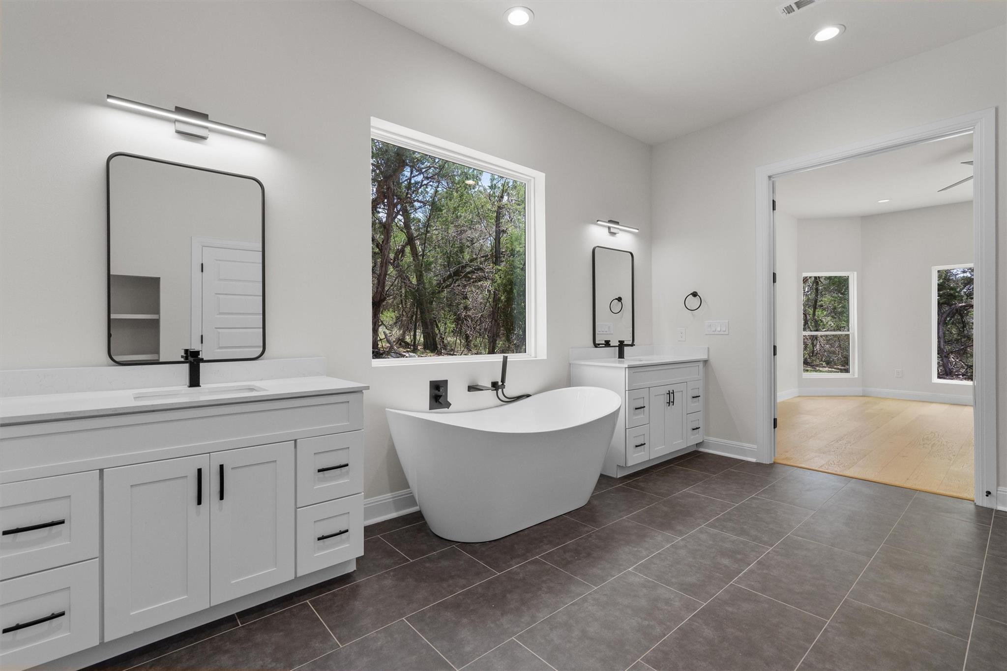7705 Calcutta Run Dr, Jonestown, TX 78645