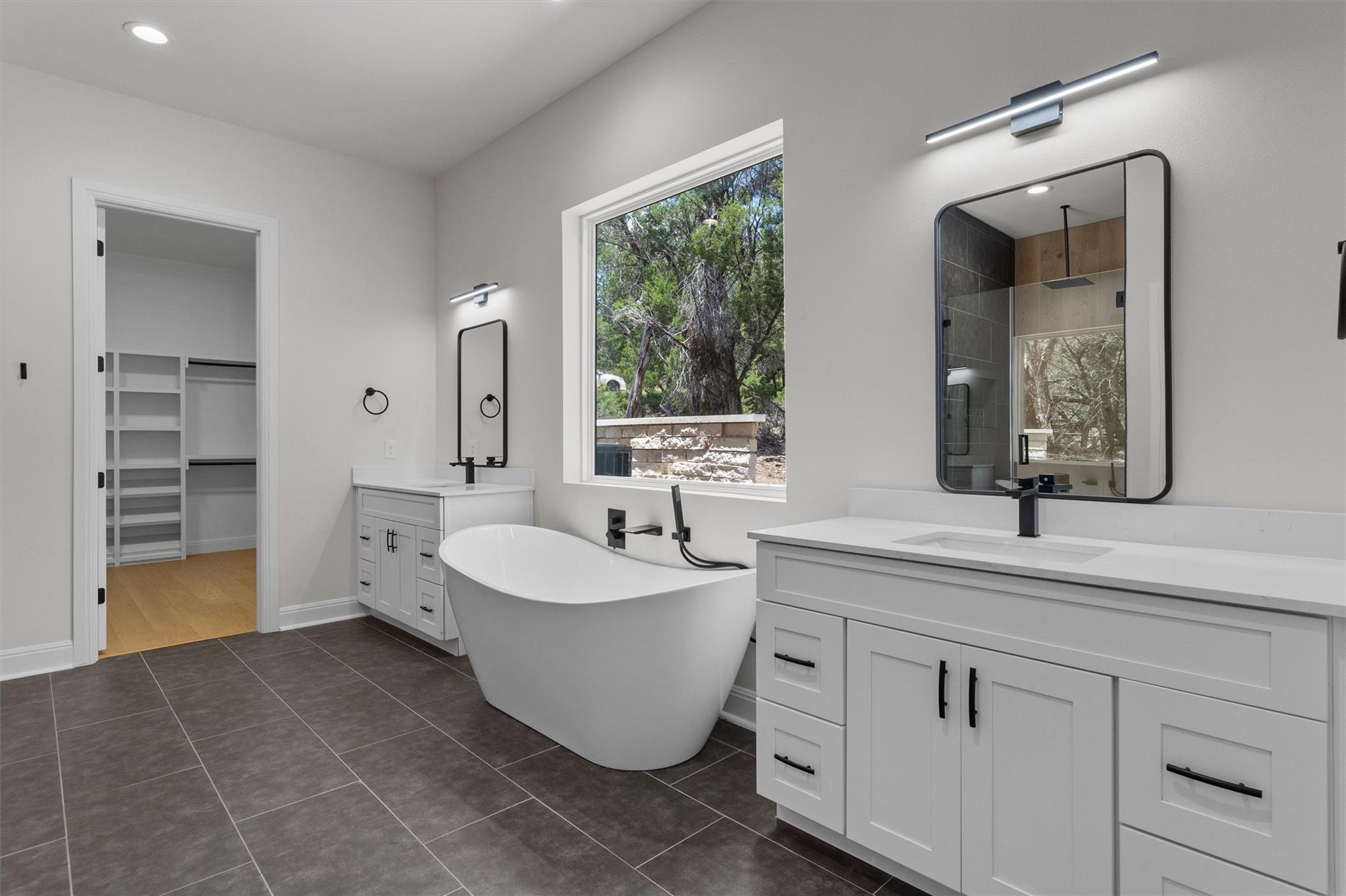 7705 Calcutta Run Dr, Jonestown, TX 78645